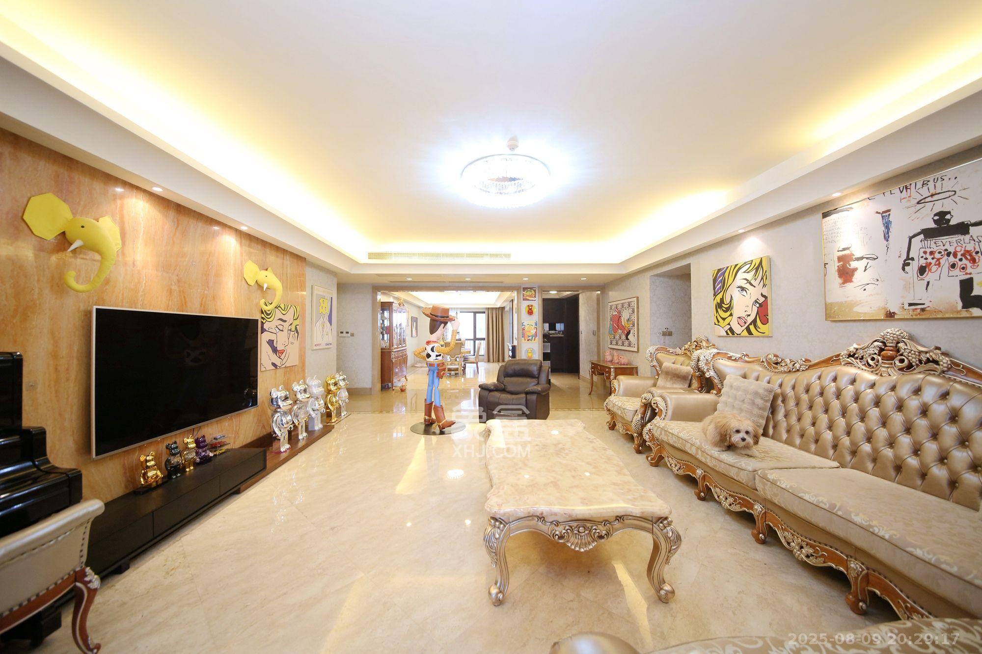 华远华中心  4室2厅3卫    14800.0元/月室内图