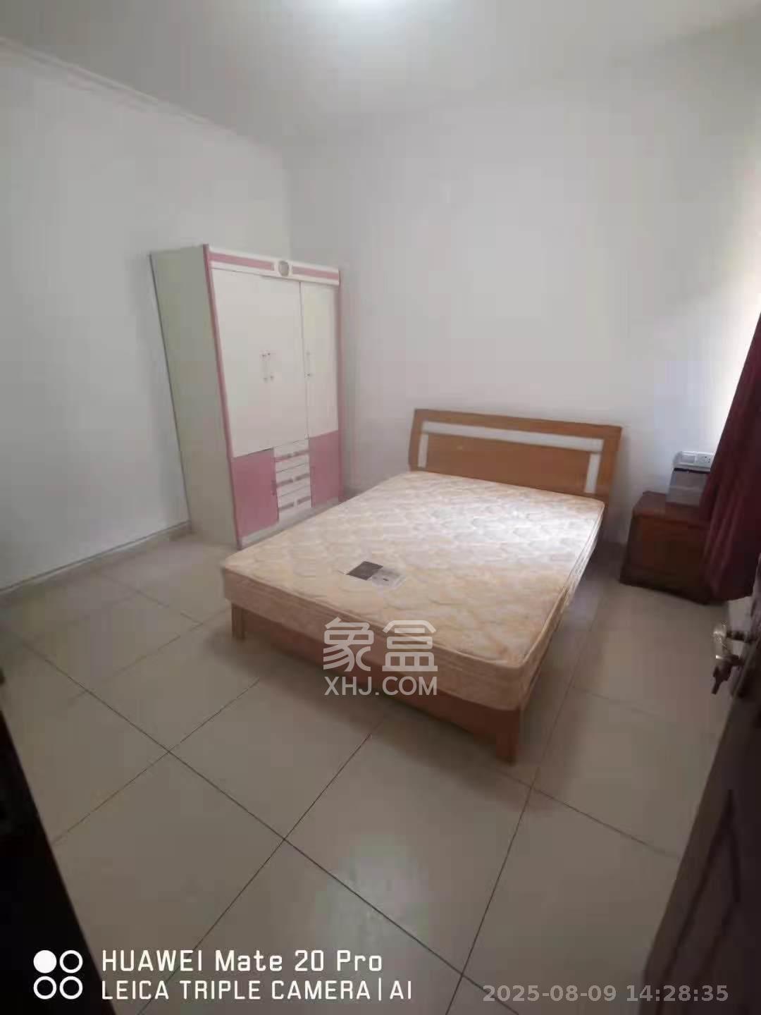 金色华庭 2室2厅1卫 1600.0元/月 金色华庭 2室2厅1卫 1600.0元/月室内图