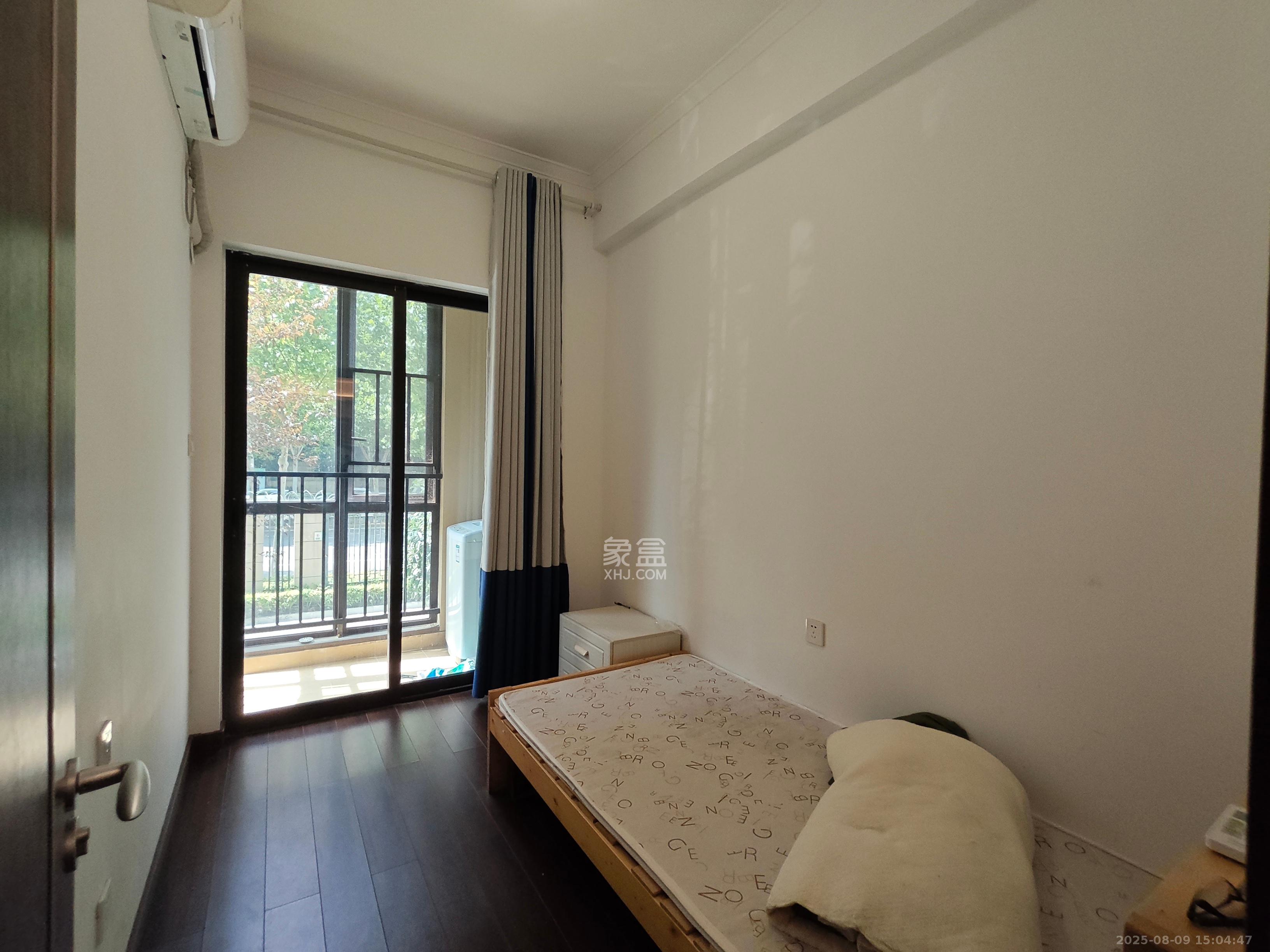 万科里梅溪郡 3室2厅2卫 3500.0元/月 万科里梅溪郡 3室2厅2卫 3500.0元/月室内图