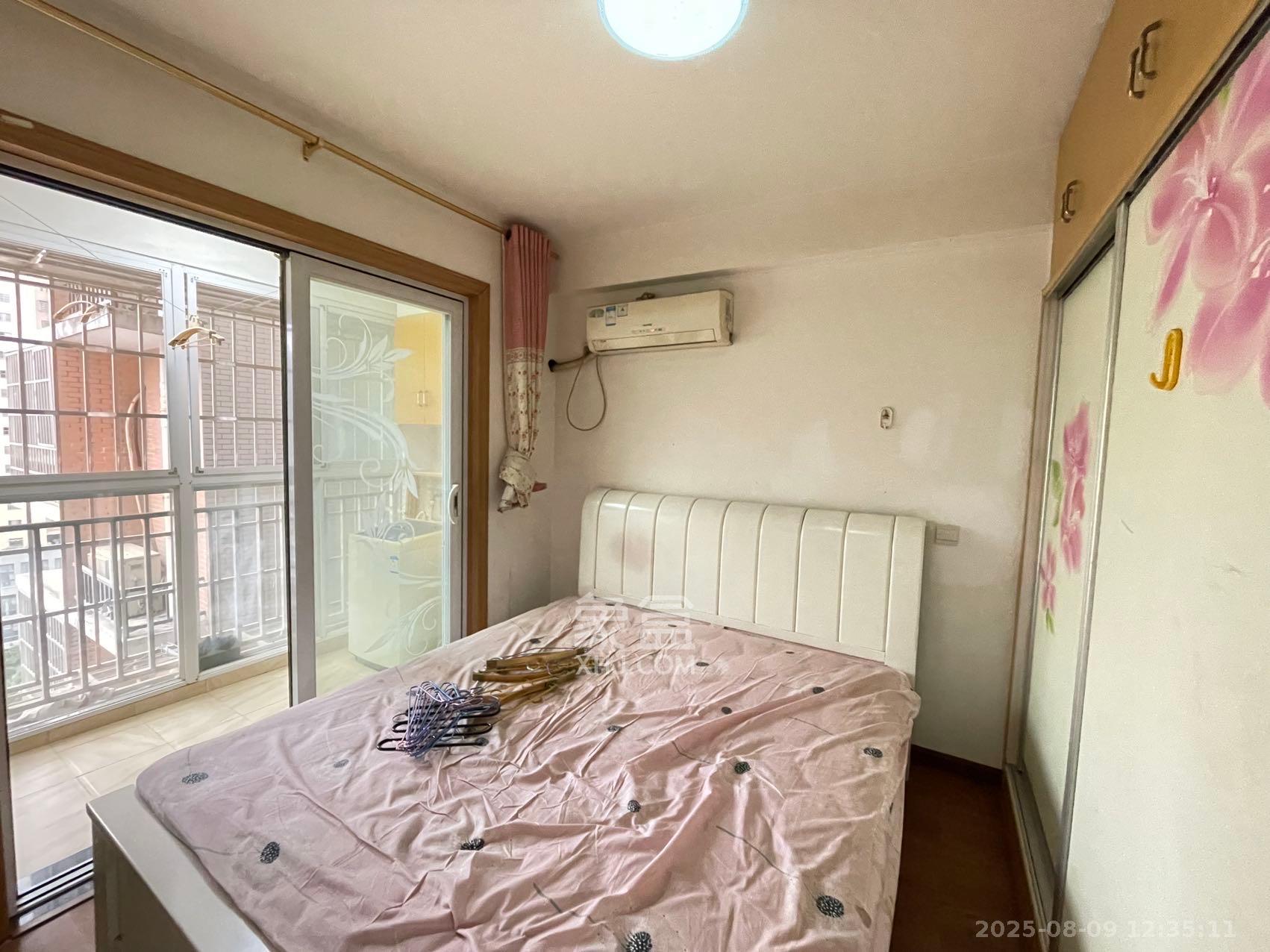 骑龙安置小区 3室2厅2卫 2500.0元/月 骑龙安置小区 3室2厅2卫 2500.0元/月室内图