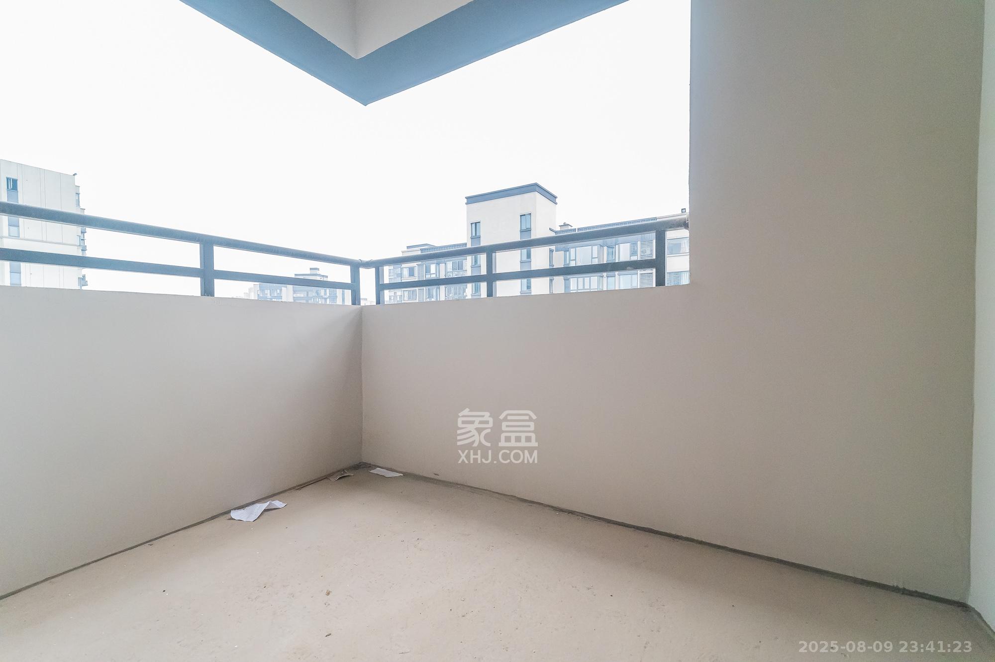 中建悦和城  3室2厅2卫   112.00万其他