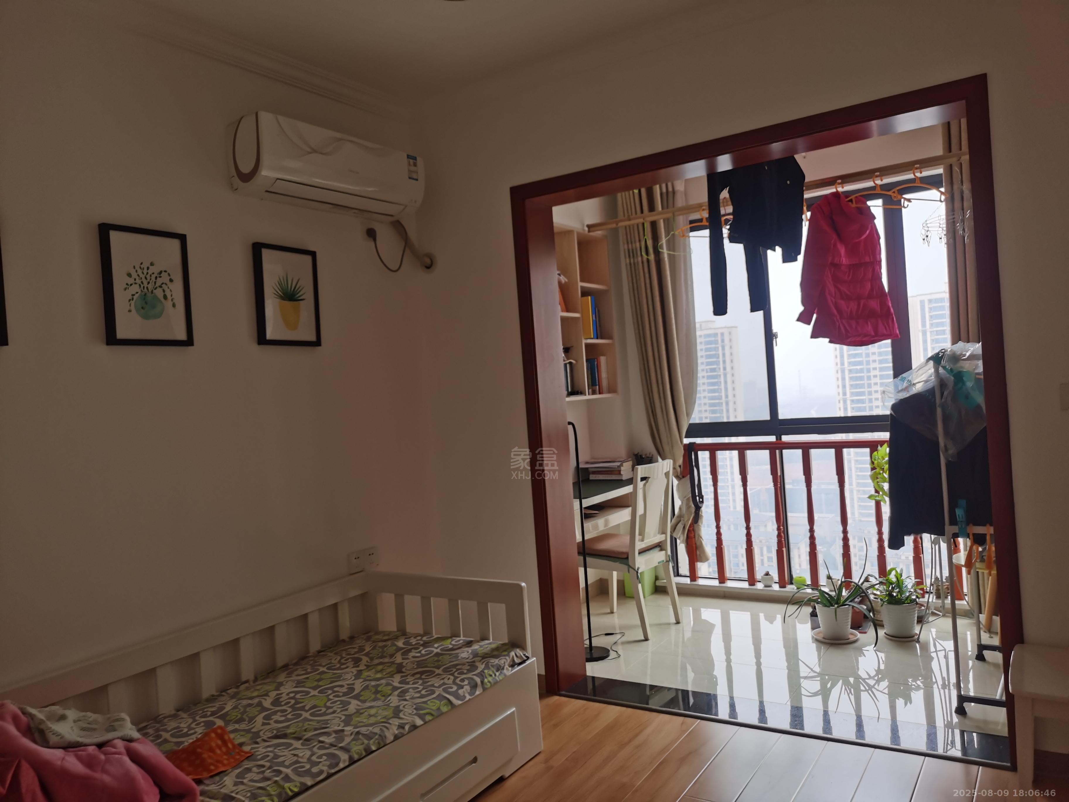 山水印象 3室2厅2卫 2500.0元/月 山水印象 3室2厅2卫 2500.0元/月室内图