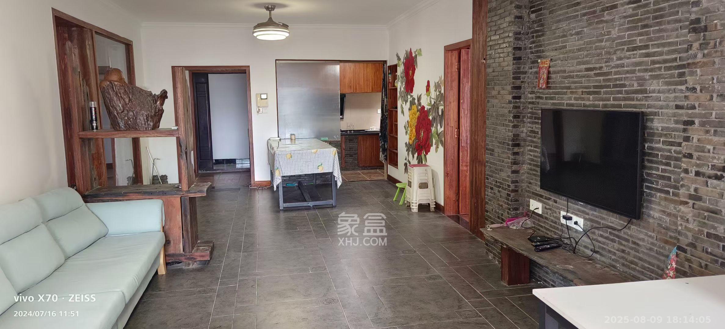 圆梦完美生活 3室2厅2卫 1700.0元/月 圆梦完美生活 3室2厅2卫 1700.0元/月室内图