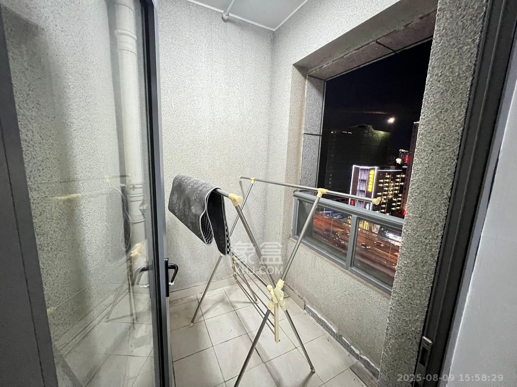 西子一间 2室1厅1卫 2400.0元/月 西子一间 2室1厅1卫 2400.0元/月室内图