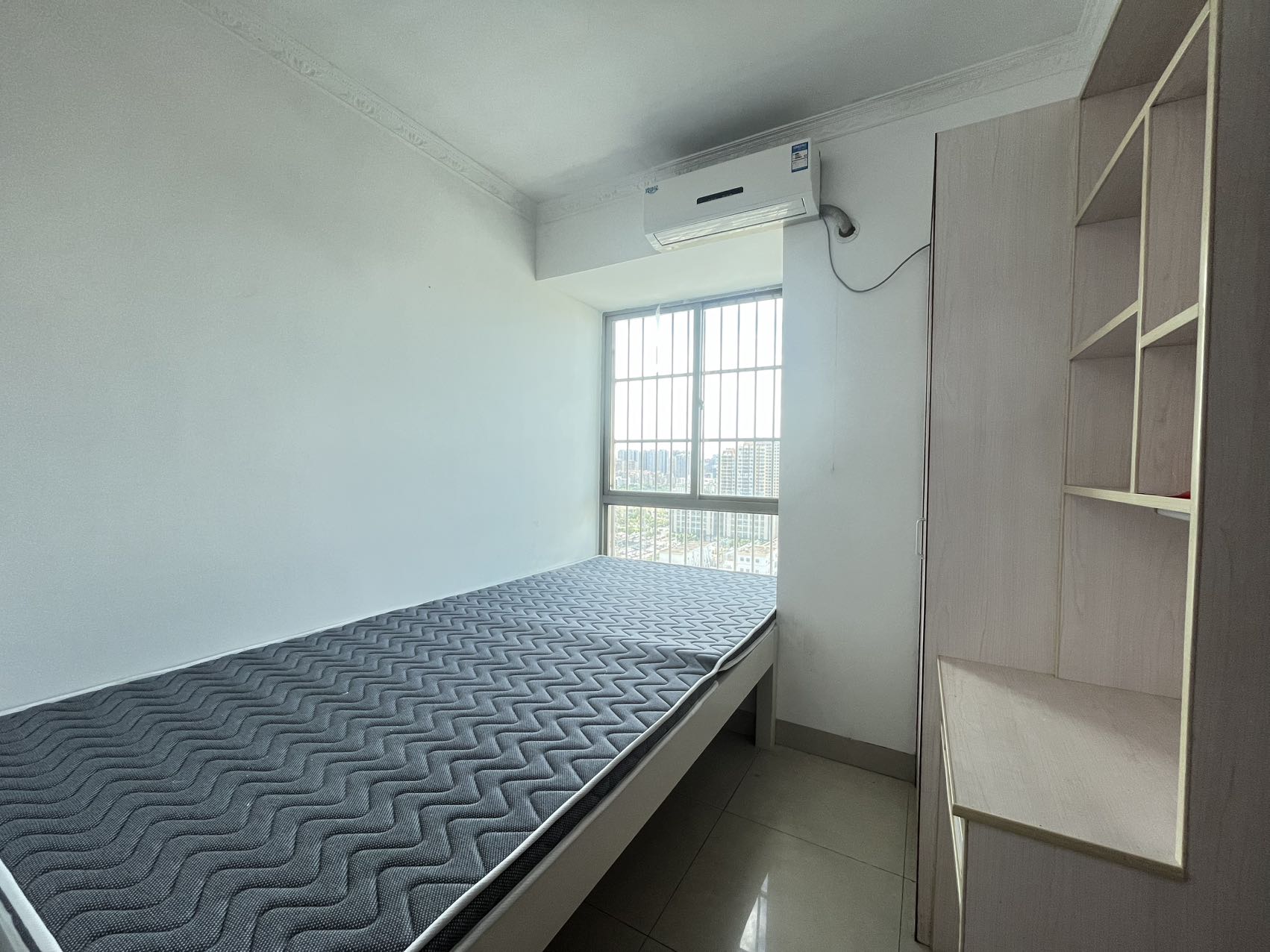 南海花园 1室0厅0卫 68.0万 南海花园 1室0厅0卫 68.0万室内图