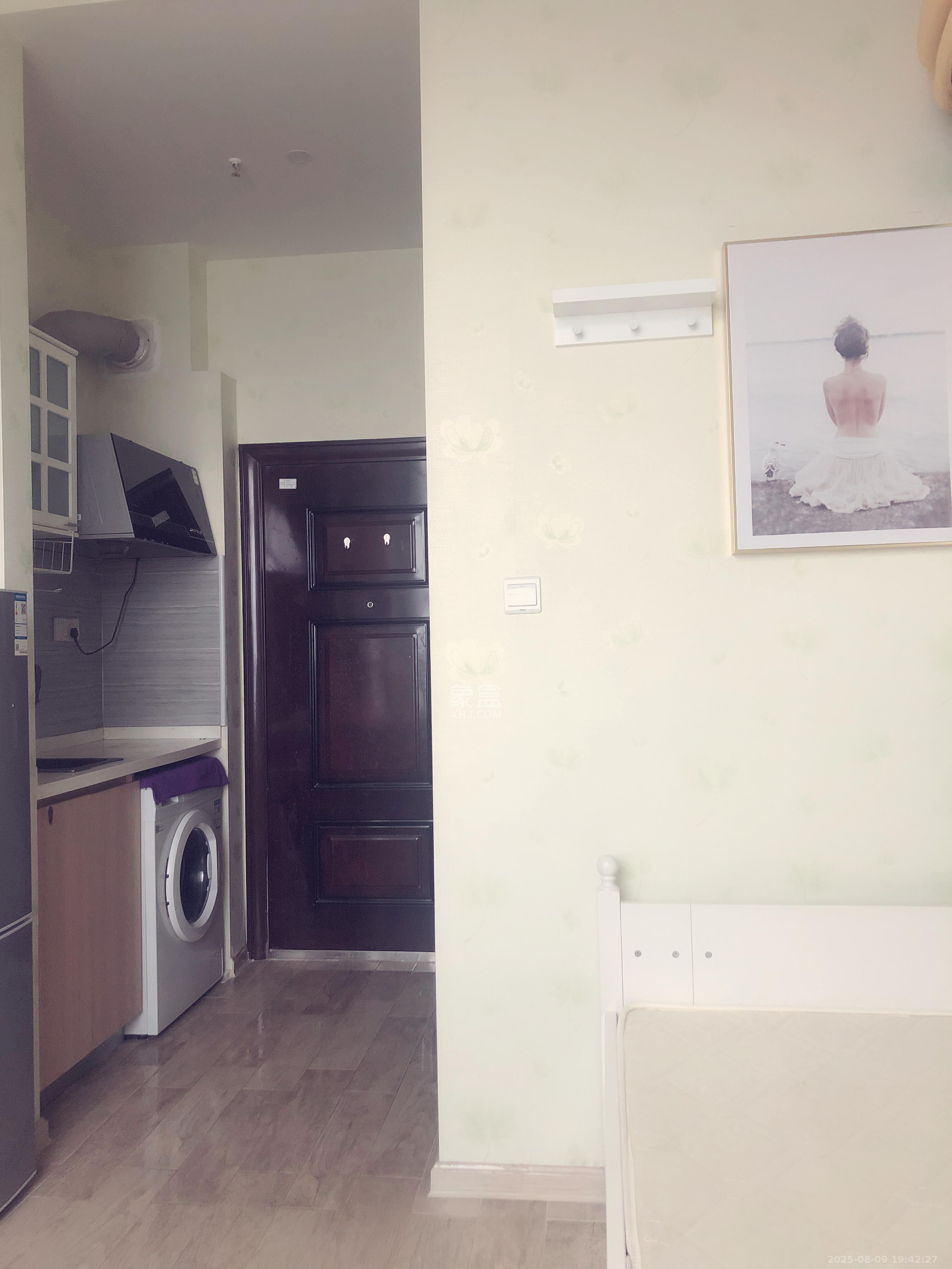 兰亭湾畔  1室0厅1卫    900.0元/月 兰亭湾畔  1室0厅1卫    900.0元/月室内图