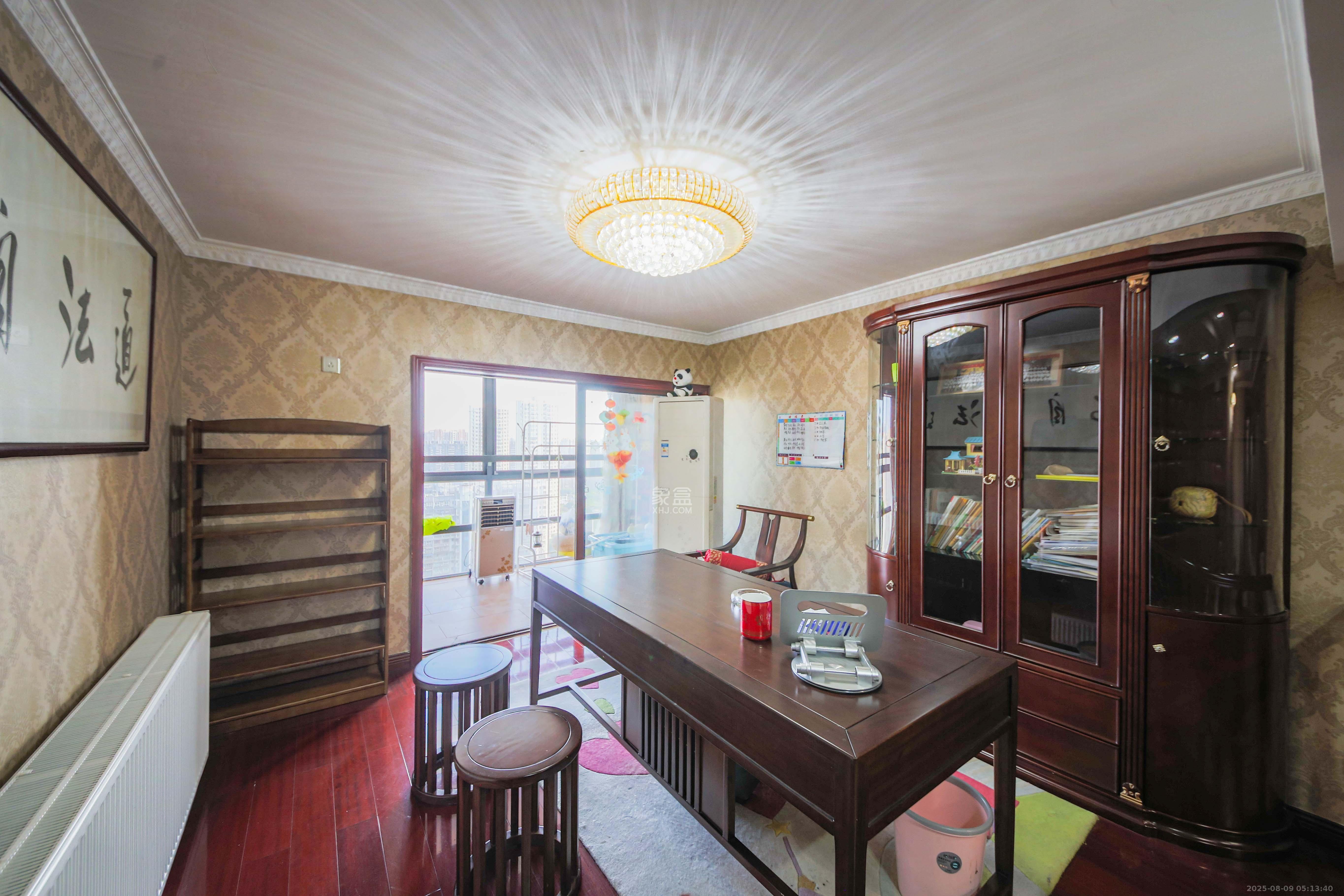 博林金谷  4室2厅2卫    167.8万 博林金谷  4室2厅2卫    167.8万卧室