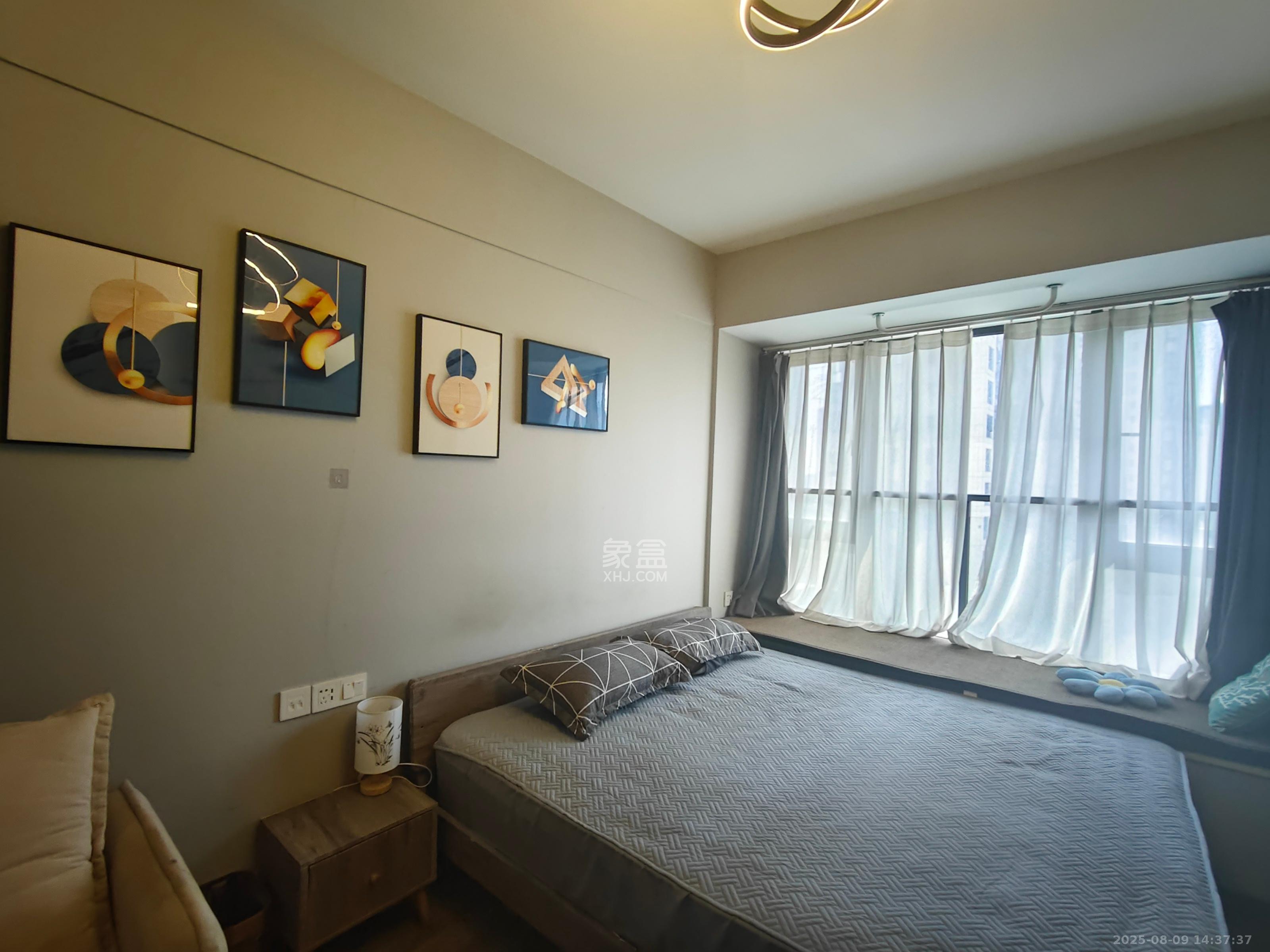 卓越浅水湾  1室1厅1卫   1500.00元/月室内图