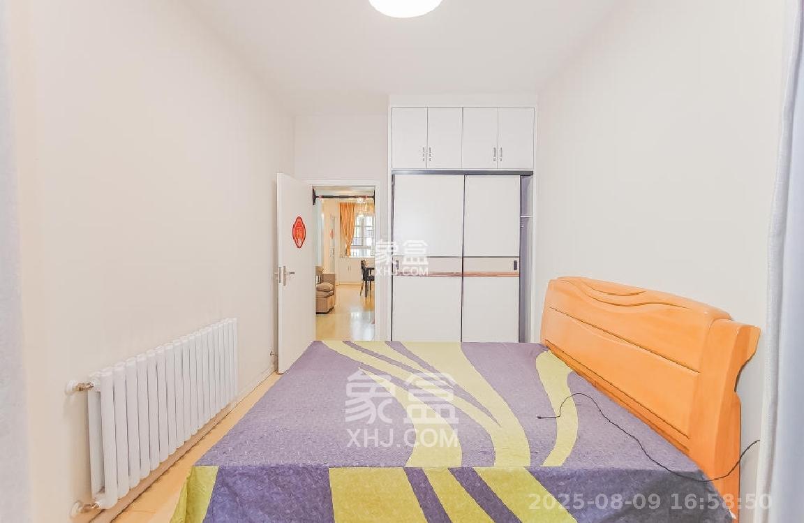 省政府机关梓园住宅区  2室2厅1卫    2800.0元/月 省政府机关梓园住宅区  2室2厅1卫    2800.0元/月室内图