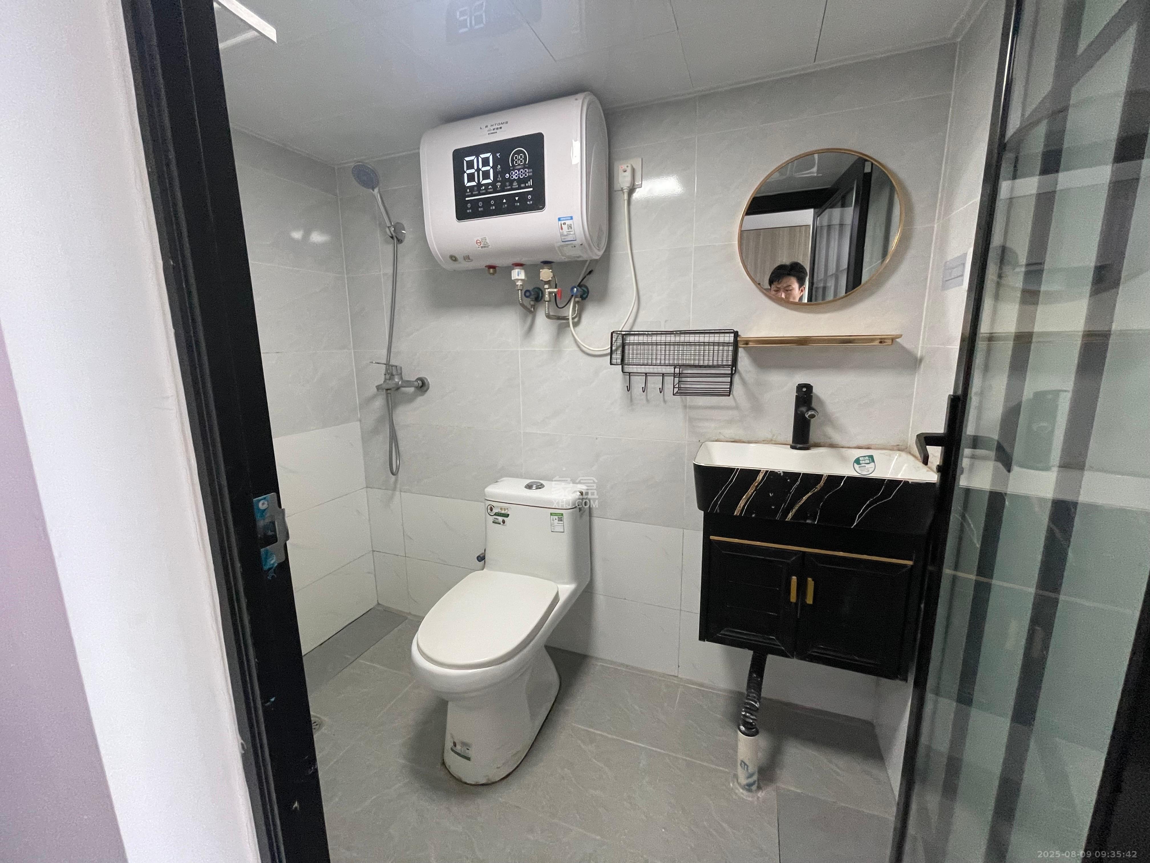 新长海漓湘悦  1室1厅1卫    1400.0元/月室内图