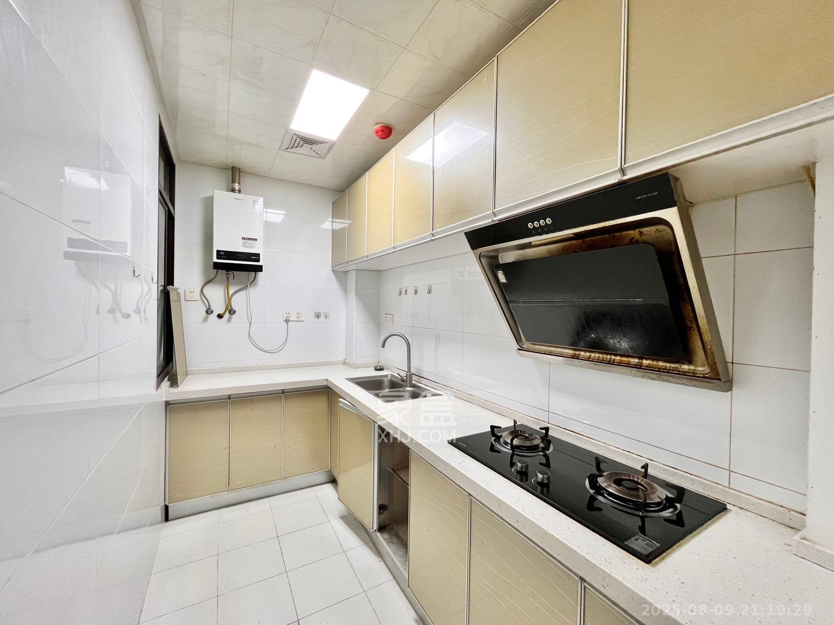 中国铁建梅溪青秀二期 3室2厅2卫 2500.0元/月 中国铁建梅溪青秀二期 3室2厅2卫 2500.0元/月室内图