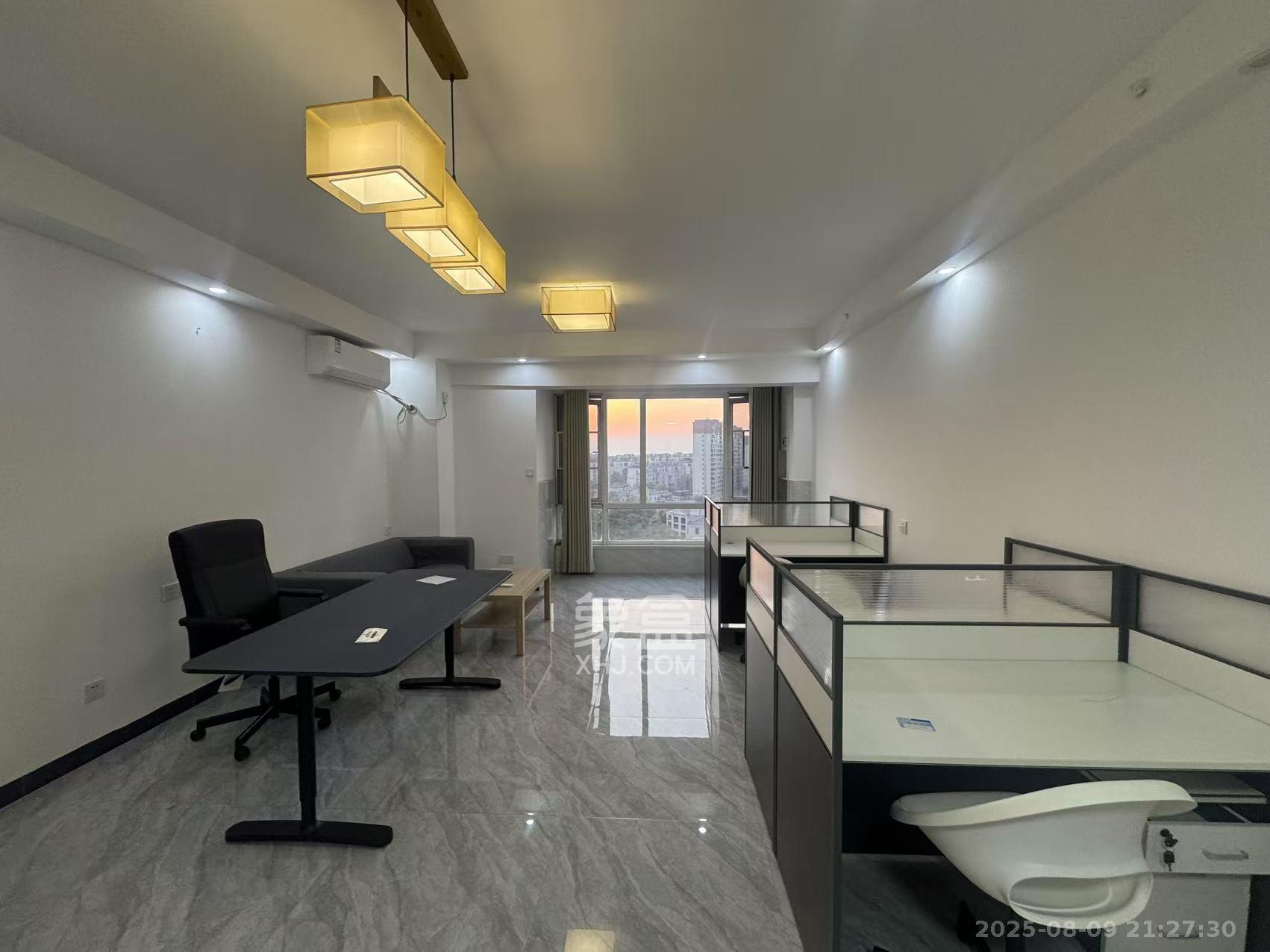 金地铂悦  1室0厅0卫    1500.0元/月 金地铂悦  1室0厅0卫    1500.0元/月