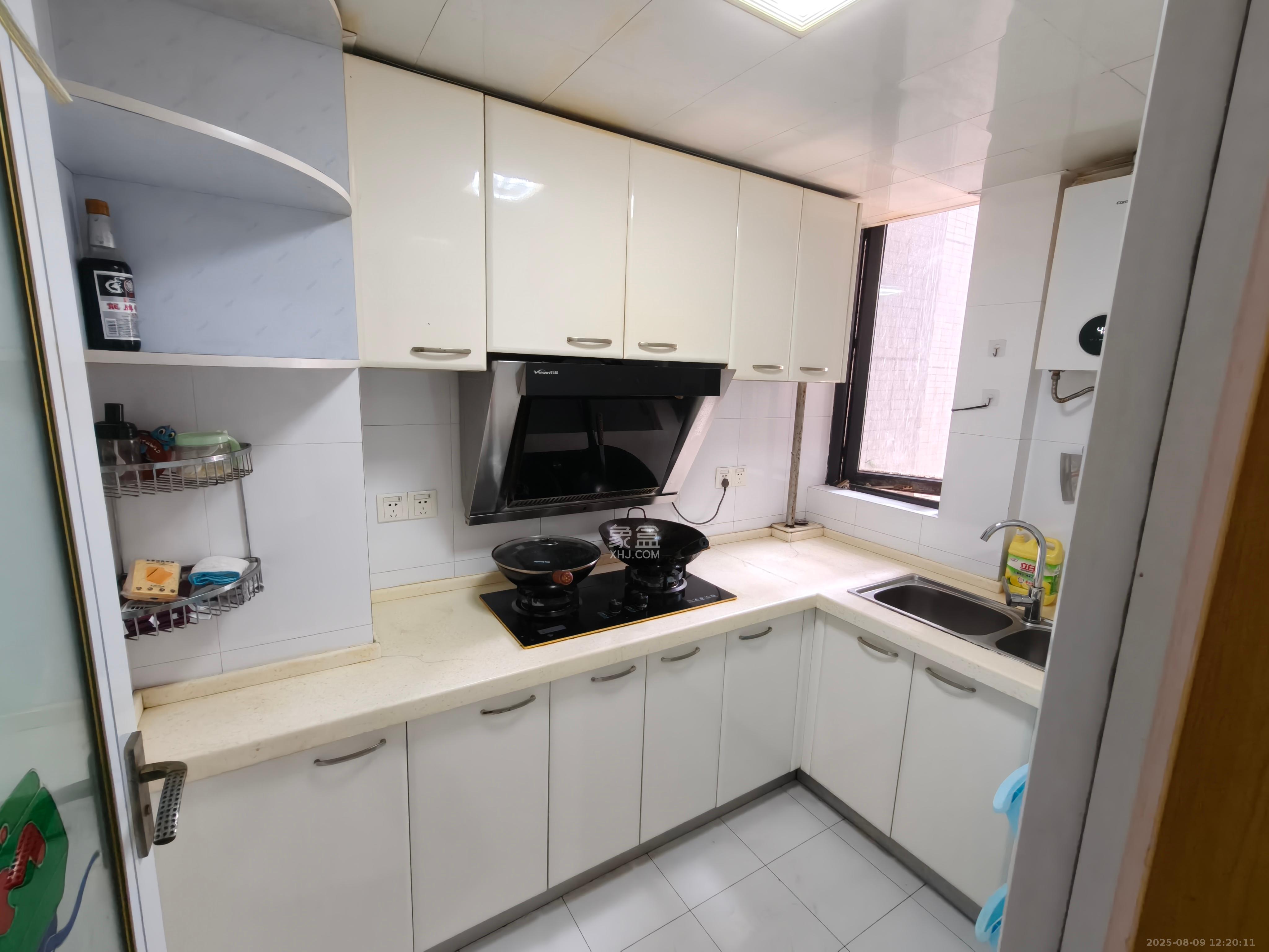 尚都花园城  2室1厅1卫    1800.0元/月 尚都花园城  2室1厅1卫    1800.0元/月室内图