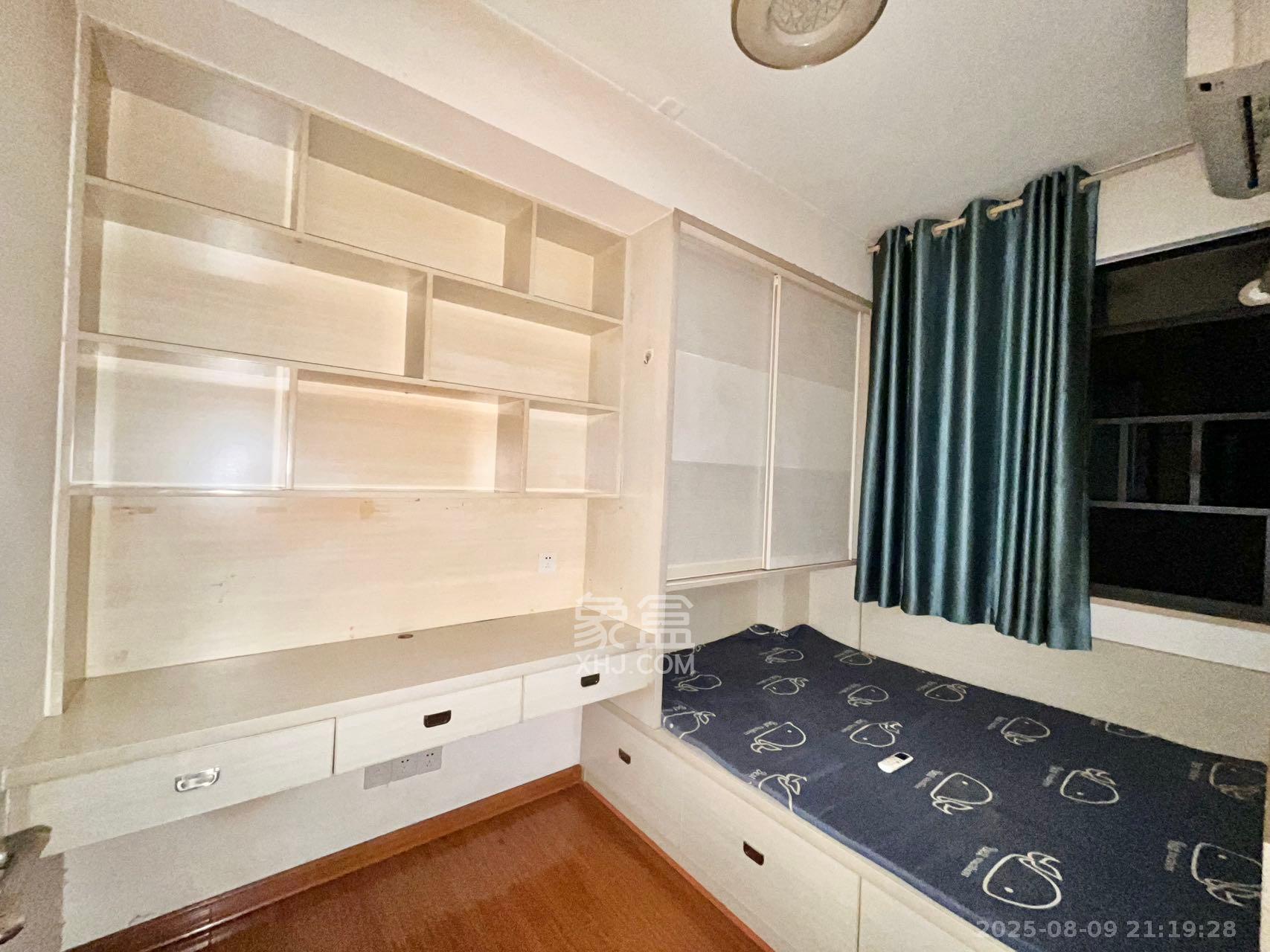 中国铁建梅溪青秀二期 3室2厅2卫 2500.0元/月 中国铁建梅溪青秀二期 3室2厅2卫 2500.0元/月室内图