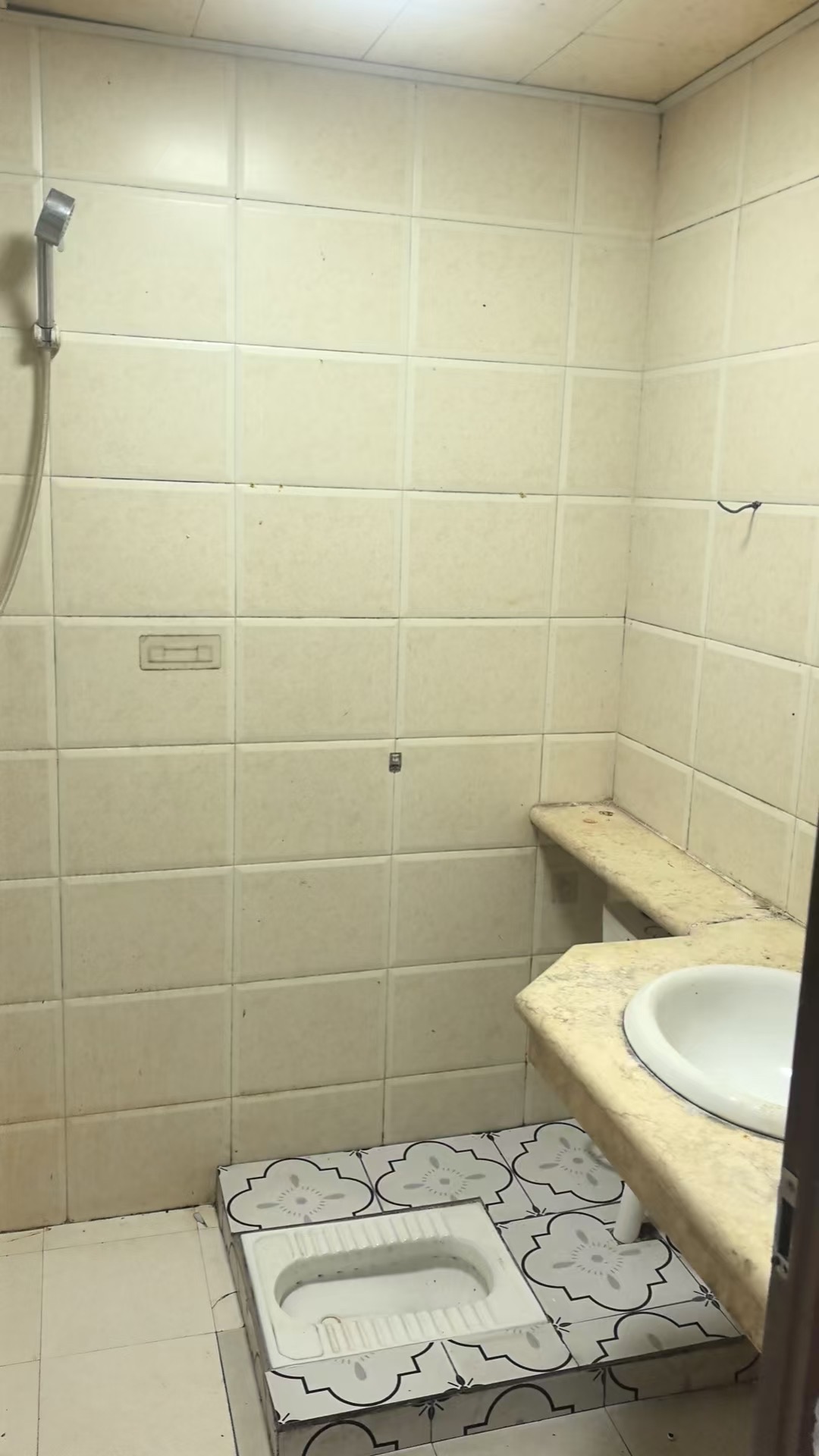 海乐花园  1室1厅1卫    1000.0元/月 海乐花园  1室1厅1卫    1000.0元/月室内图