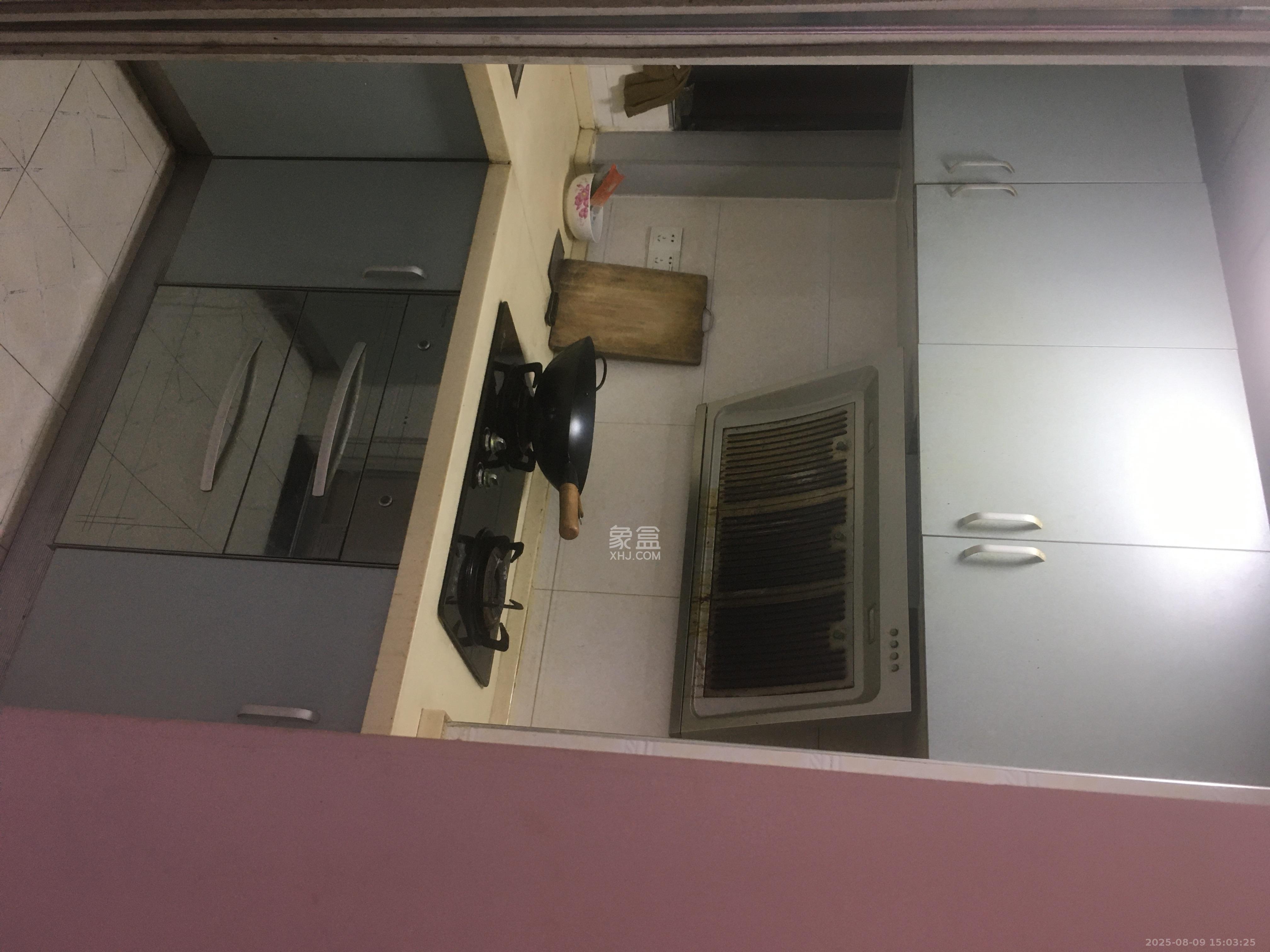 海德公园 3室2厅1卫 1650.0元/月 海德公园 3室2厅1卫 1650.0元/月室内图