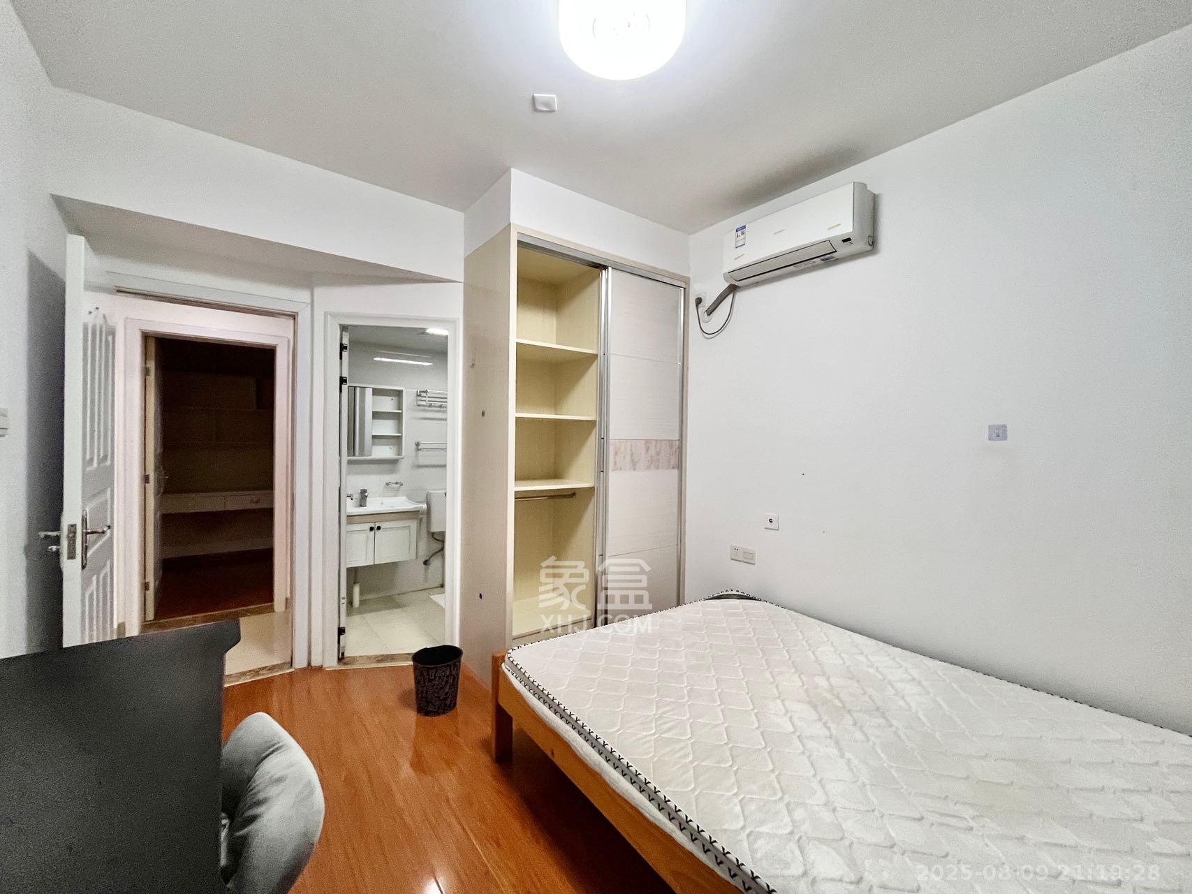 中国铁建梅溪青秀二期  3室2厅2卫    2500.0元/月室内图