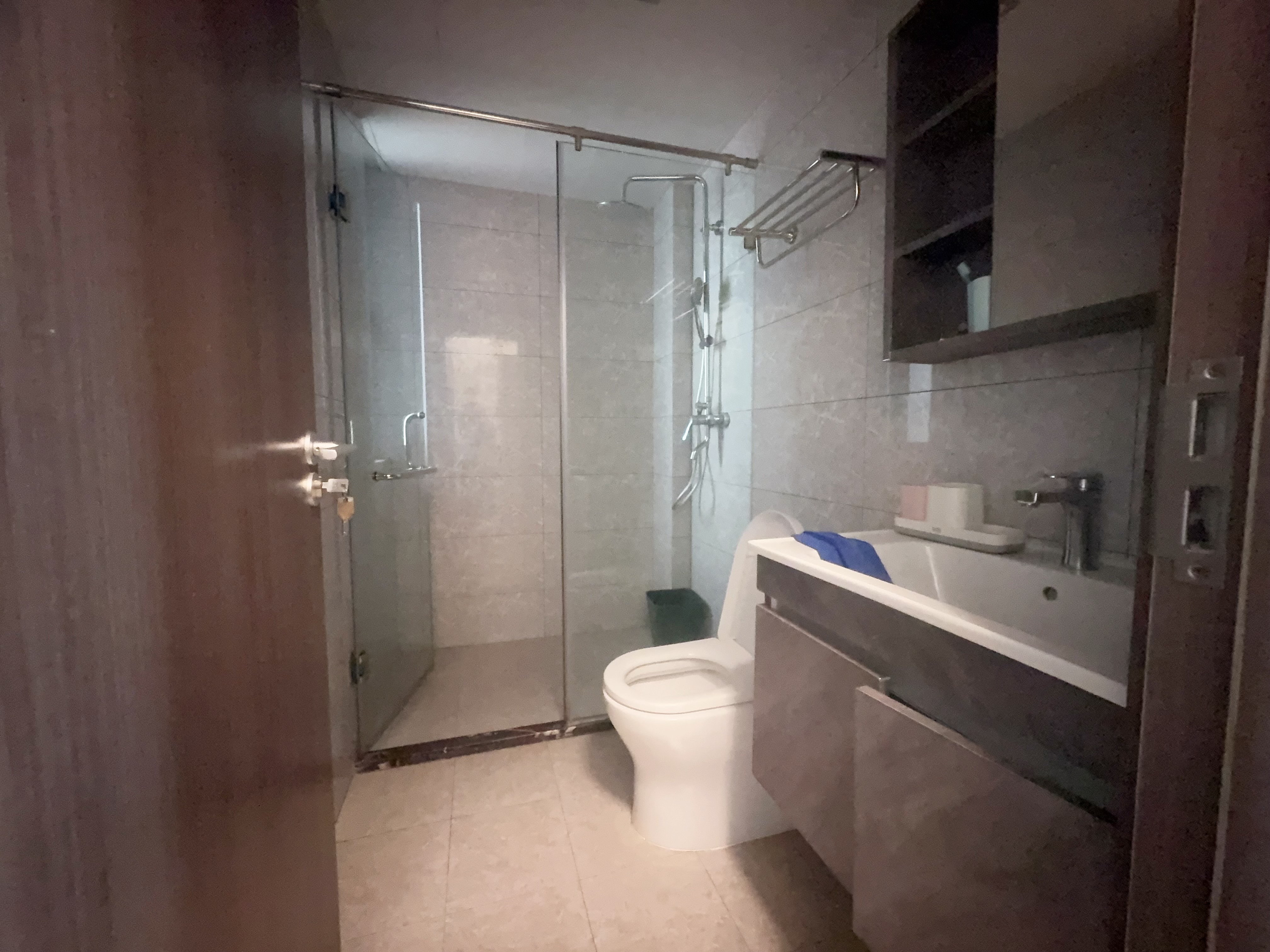 观澜湖-君悦公馆  3室2厅2卫    2000.0元/月 观澜湖-君悦公馆  3室2厅2卫    2000.0元/月室内图