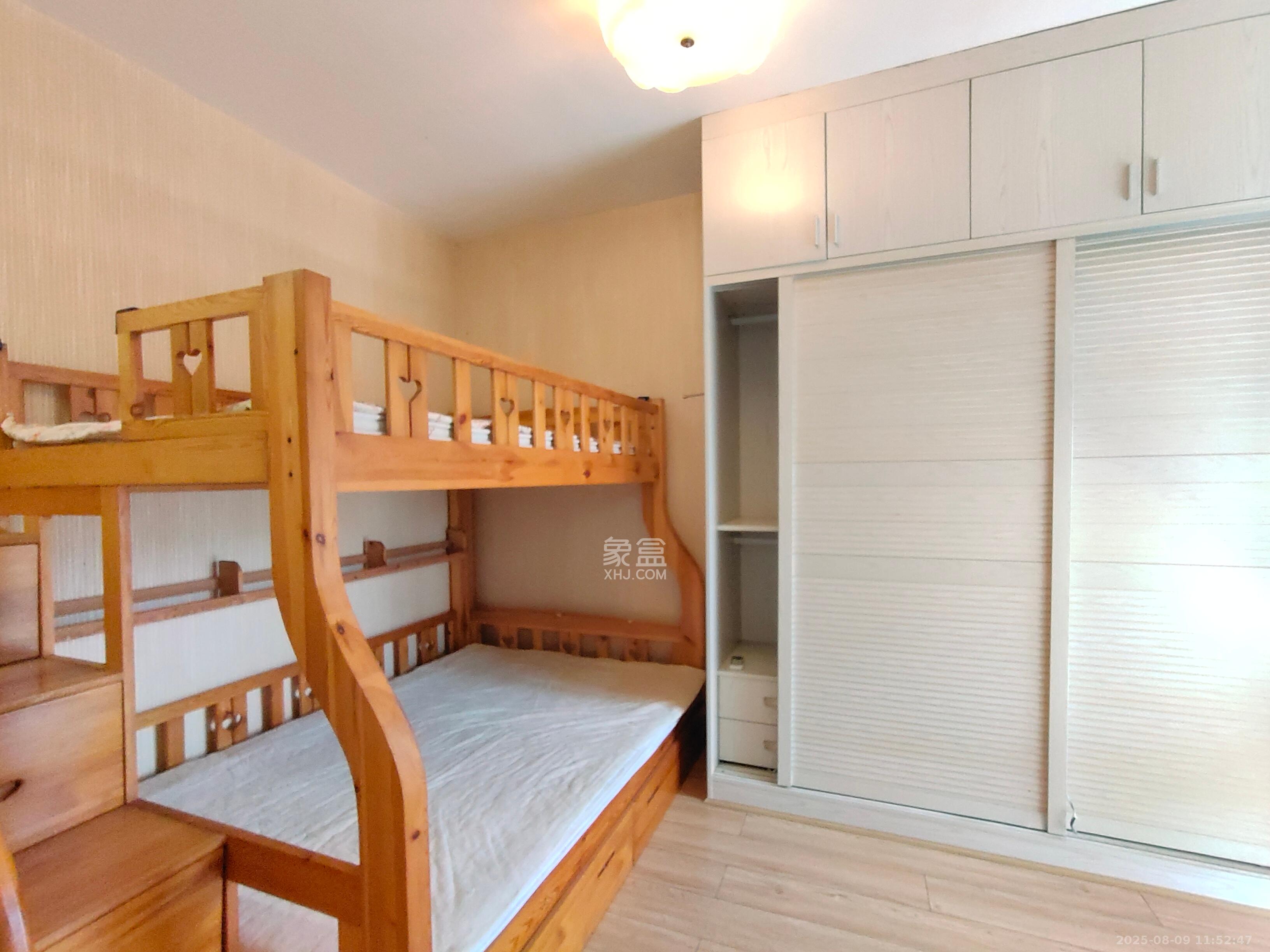 融科东南海 1室1厅1卫 1800.0元/月 融科东南海 1室1厅1卫 1800.0元/月室内图