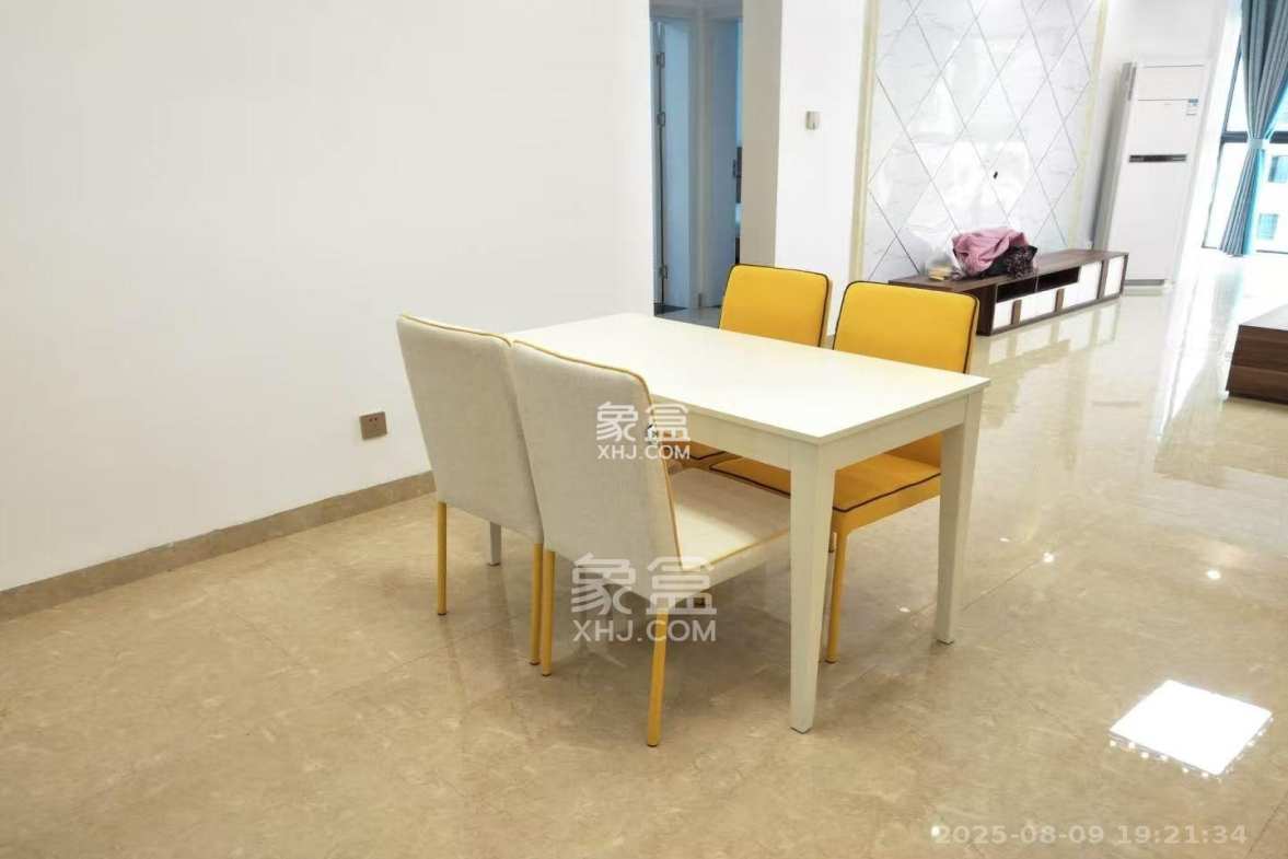 鑫远悦城(鑫远悦时代) 3室2厅1卫 2500.00元/月 鑫远悦城(鑫远悦时代) 3室2厅1卫 2500.00元/月室内图