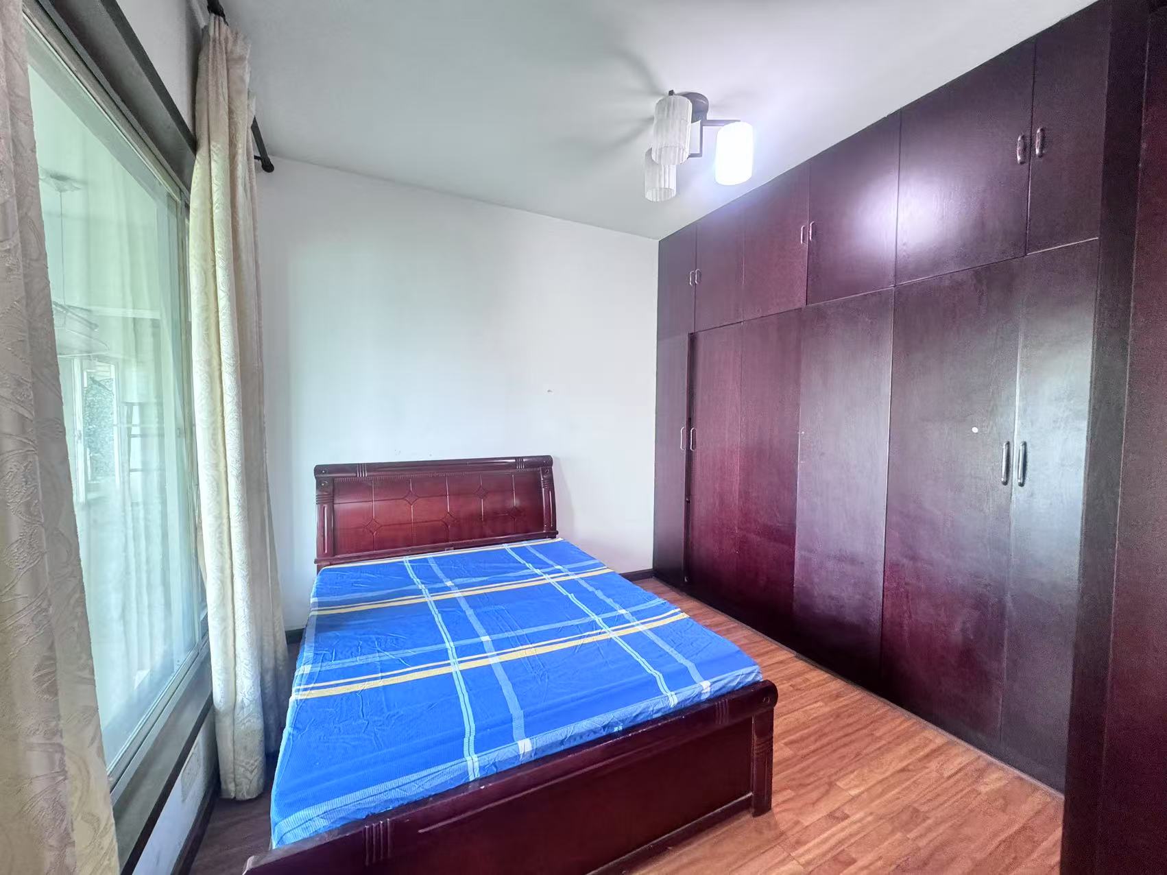 四季花园 4室2厅2卫 78.8万 四季花园 4室2厅2卫 78.8万室内图