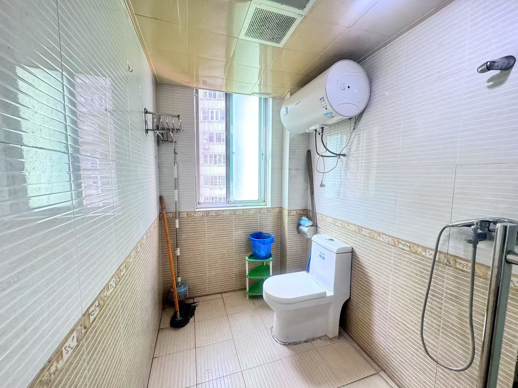 四季花园 4室2厅2卫 78.8万 四季花园 4室2厅2卫 78.8万室内图