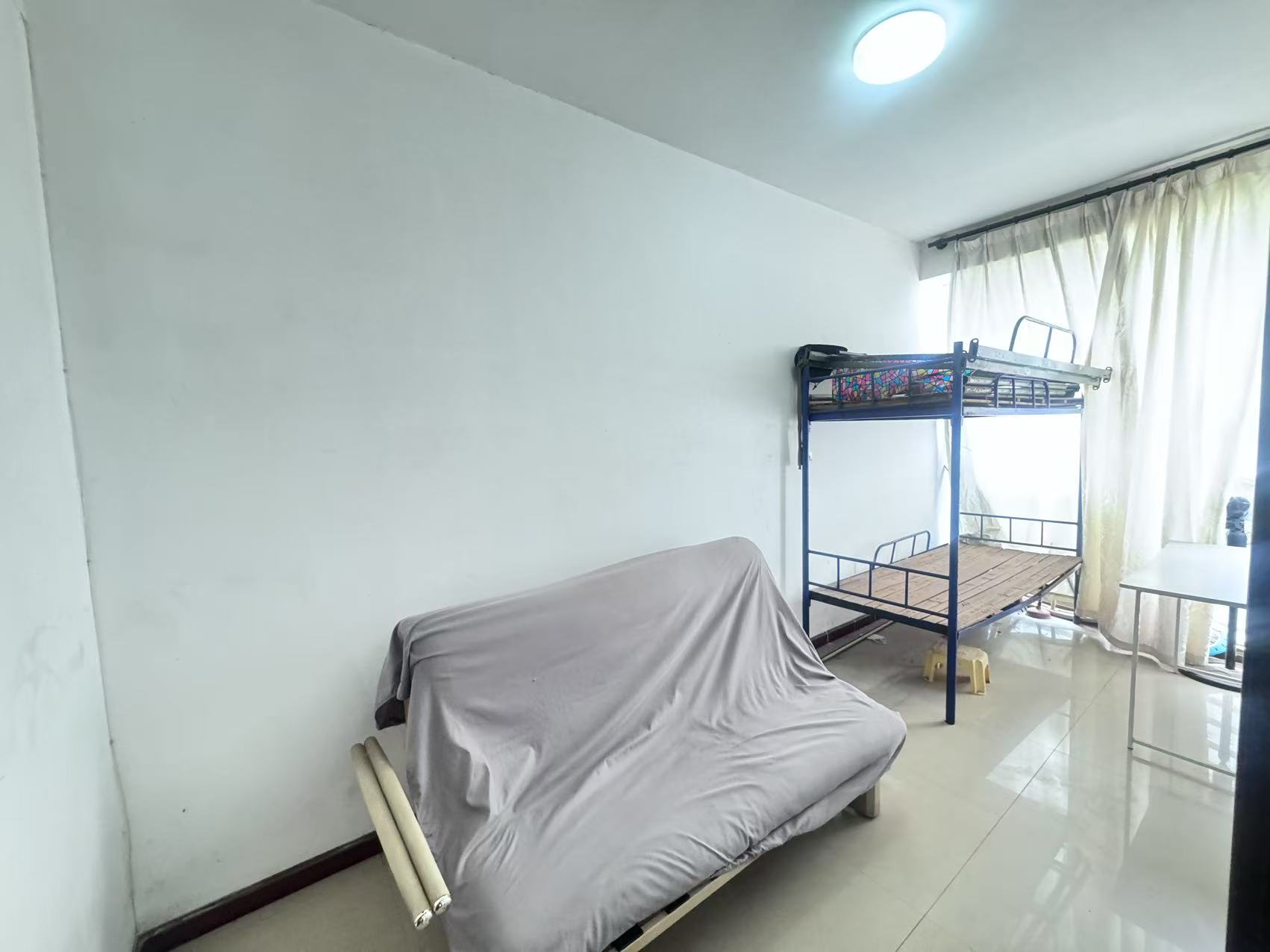 四季花园 4室2厅2卫 78.8万 四季花园 4室2厅2卫 78.8万室内图