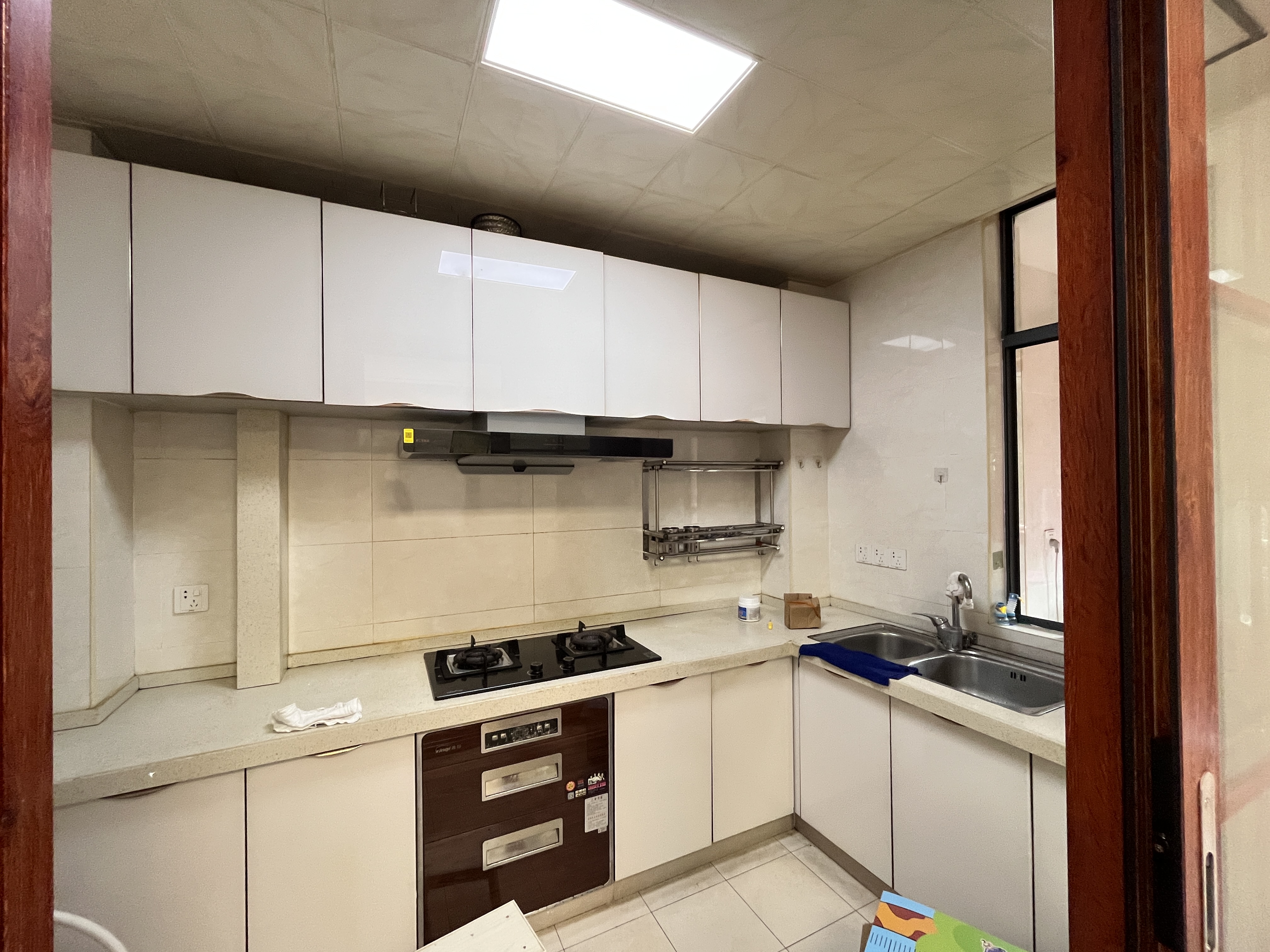 提香蓝岸  3室2厅2卫    69.8万室内图