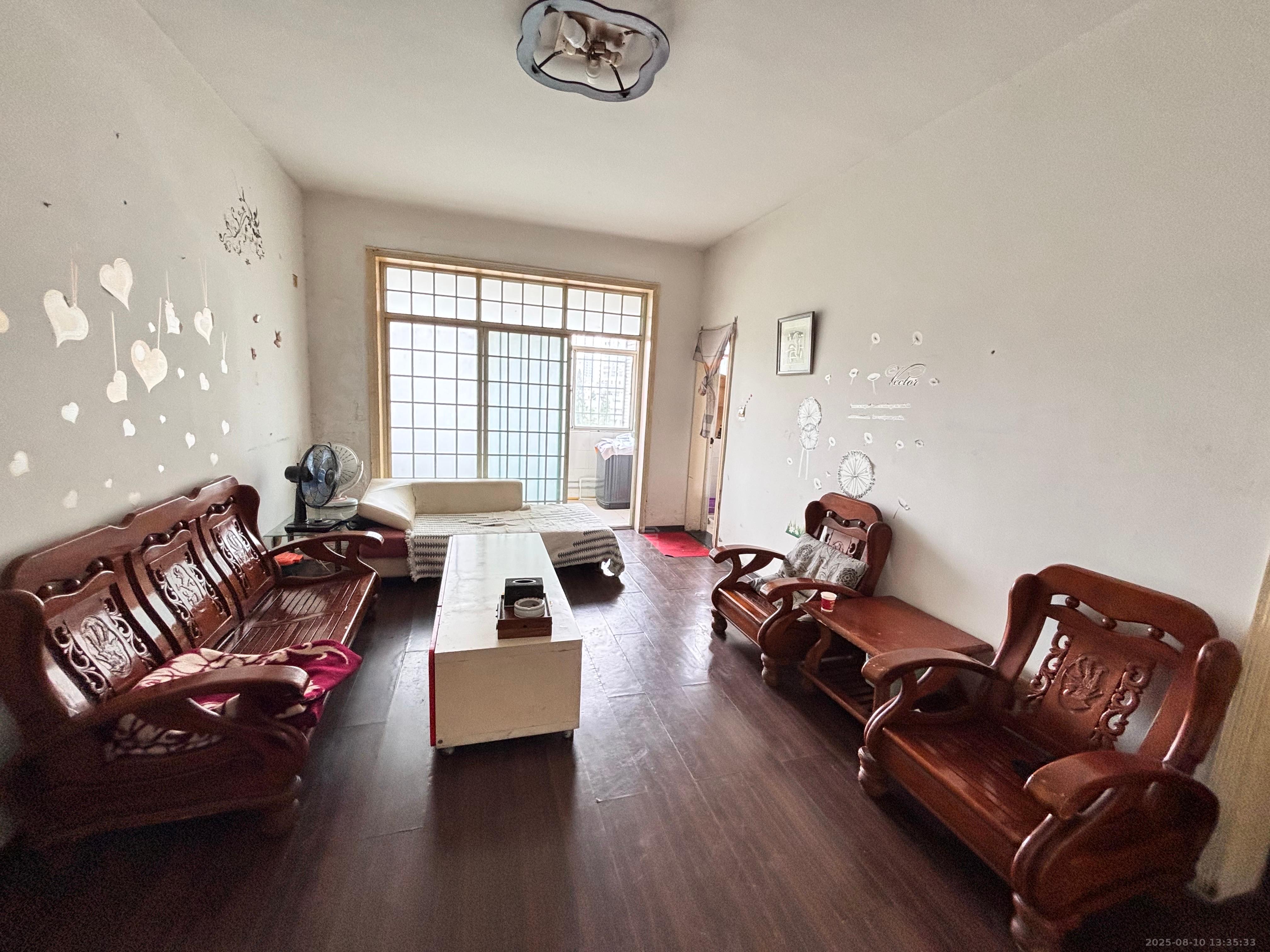 佳和大厦  1室1厅1卫    900.0元/月 佳和大厦  1室1厅1卫    900.0元/月