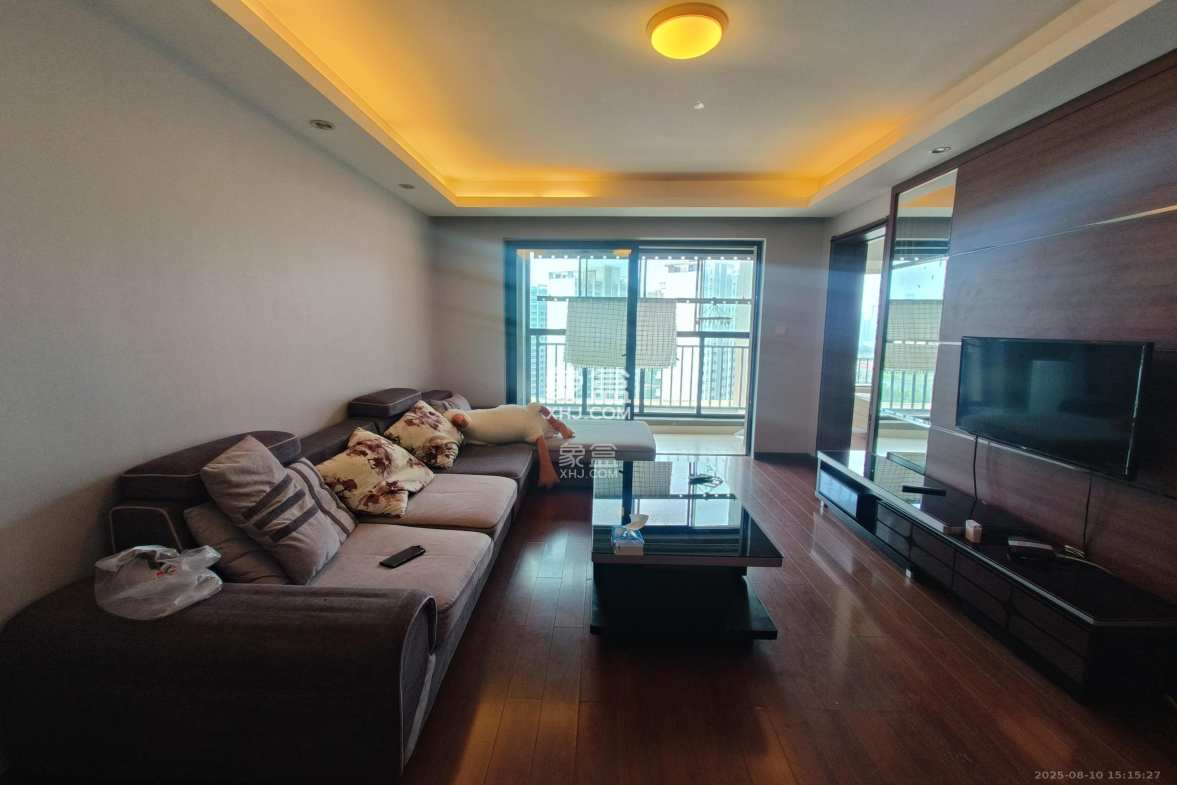 万科城  3室2厅1卫    2300.0元/月 万科城  3室2厅1卫    2300.0元/月室内图