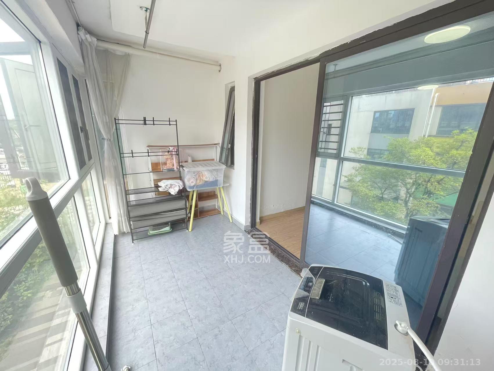 金辉优步花园  2室2厅1卫    2000.0元/月室内图