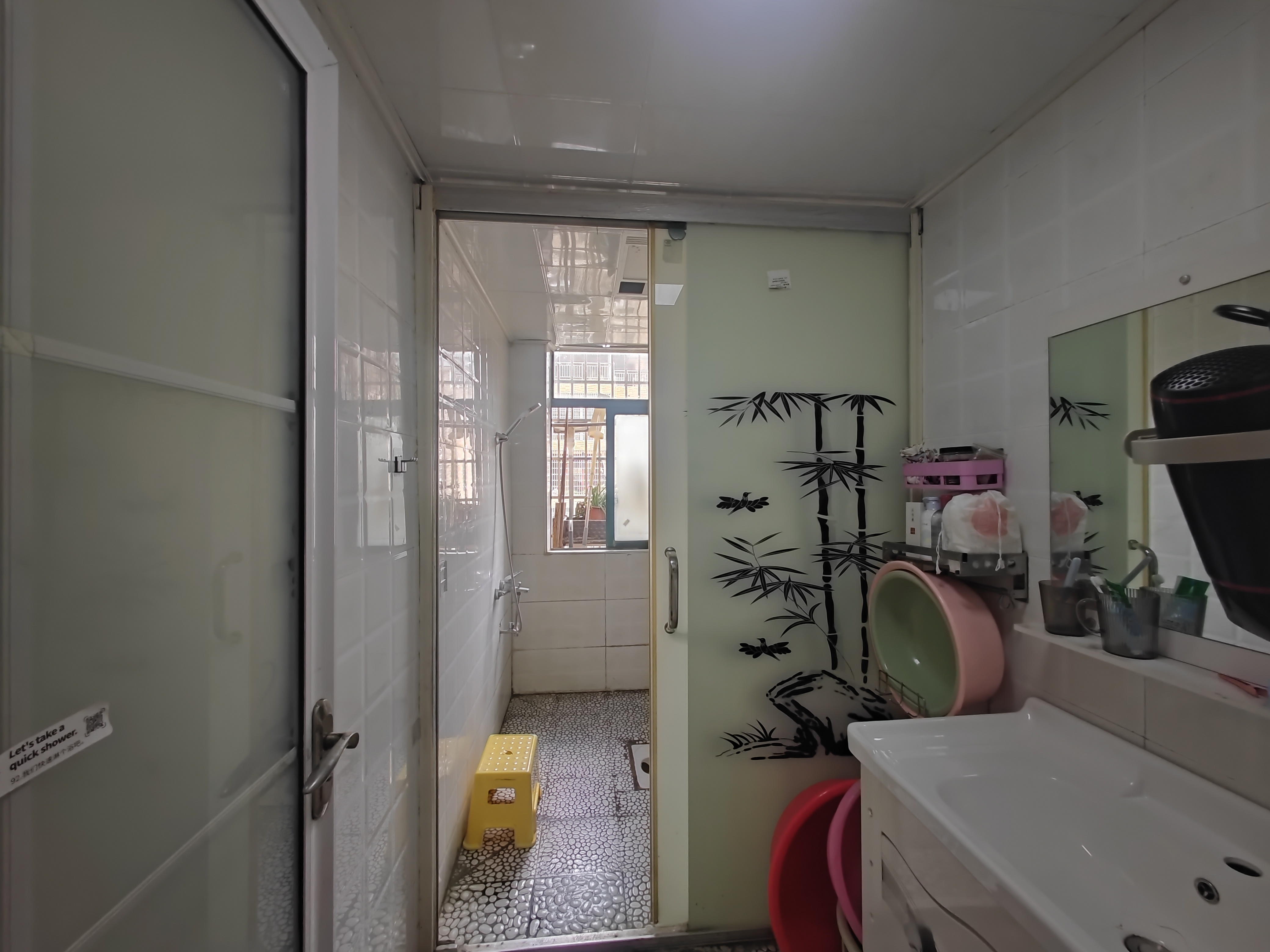 阳光一品小区 3室2厅2卫 49.8万 阳光一品小区 3室2厅2卫 49.8万客厅