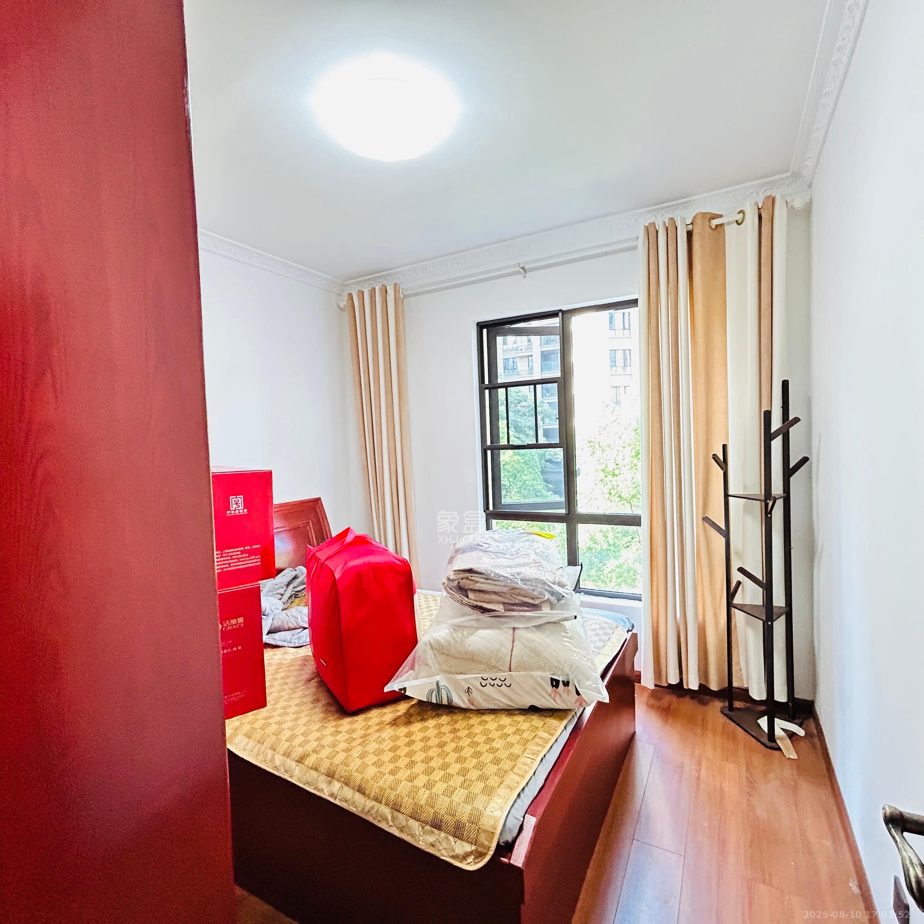 鑫远悦城(鑫远悦时代) 4室2厅2卫 2800.0元/月 鑫远悦城(鑫远悦时代) 4室2厅2卫 2800.0元/月室内图