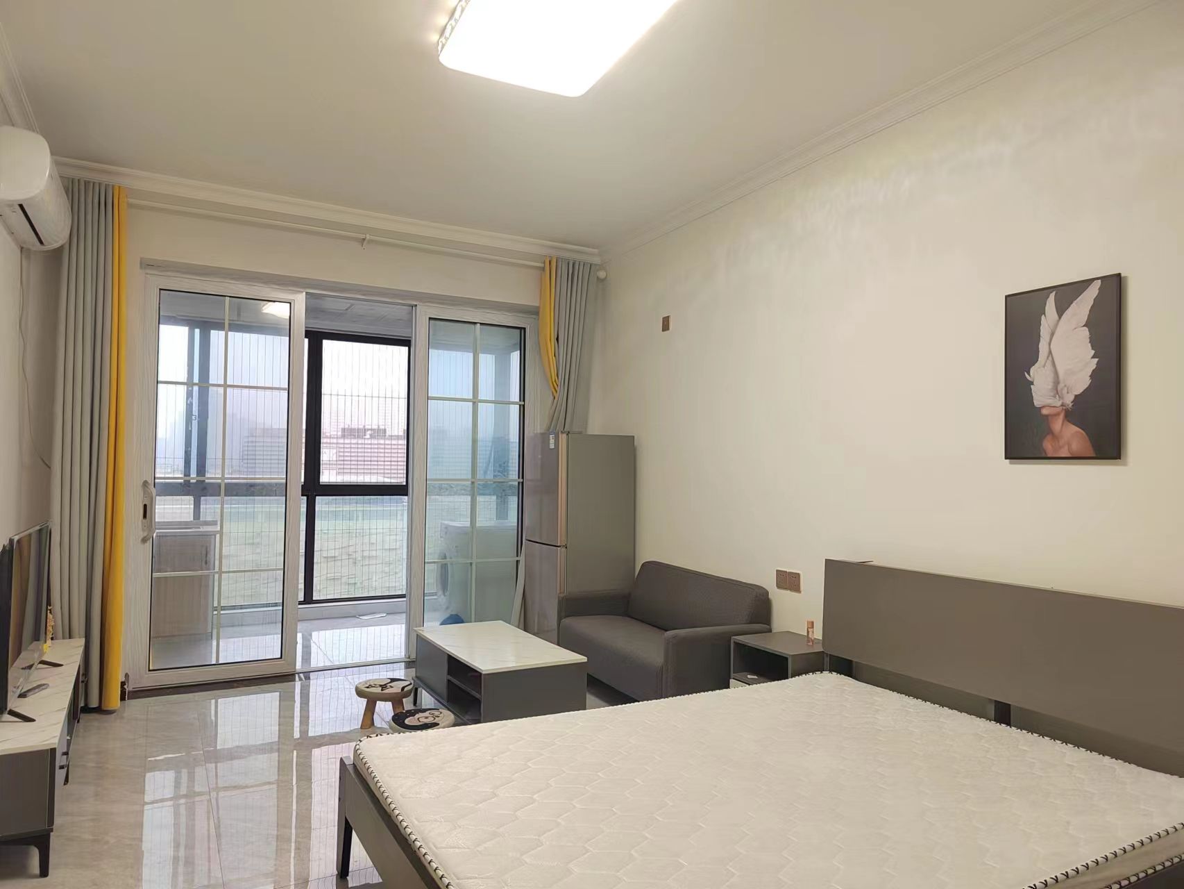 东城国际 3室2厅2卫 2200.0元/月 东城国际 3室2厅2卫 2200.0元/月室内图