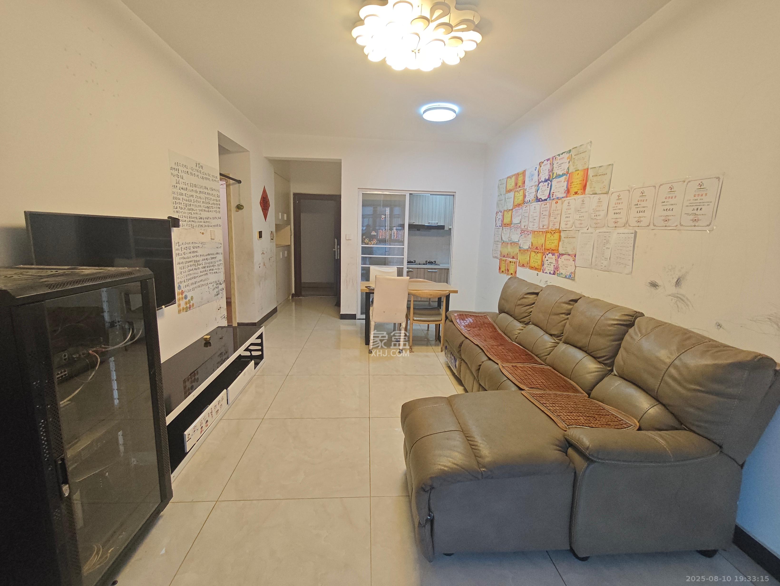 梅溪鑫苑名家 2室2厅1卫 1900.0元/月 梅溪鑫苑名家 2室2厅1卫 1900.0元/月室内图