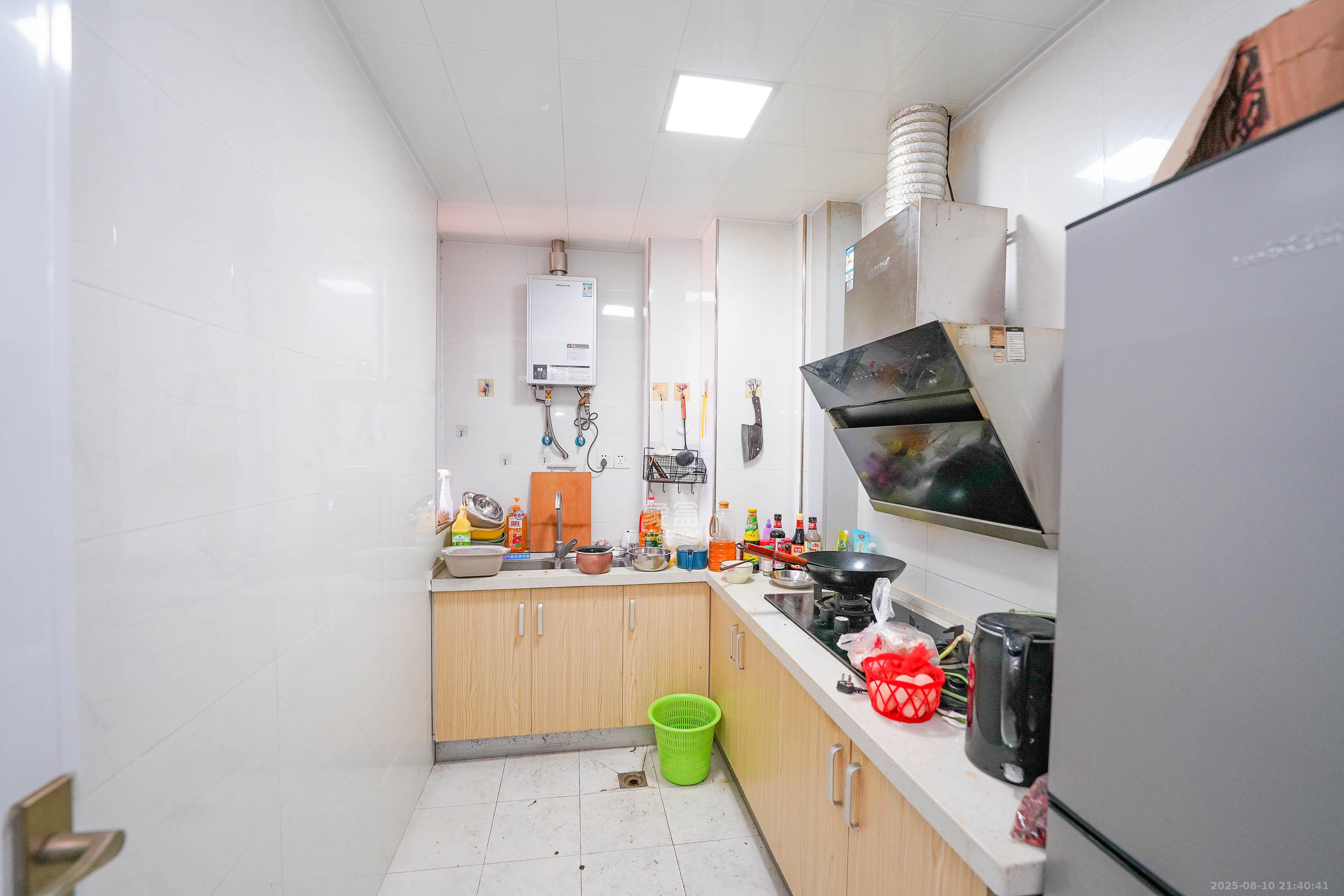 丽发新城  1室2厅1卫    68.0万其他