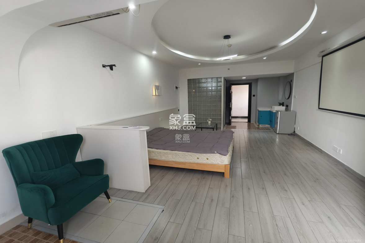 七彩丽都  1室1厅1卫    2000.0元/月 七彩丽都  1室1厅1卫    2000.0元/月室内图