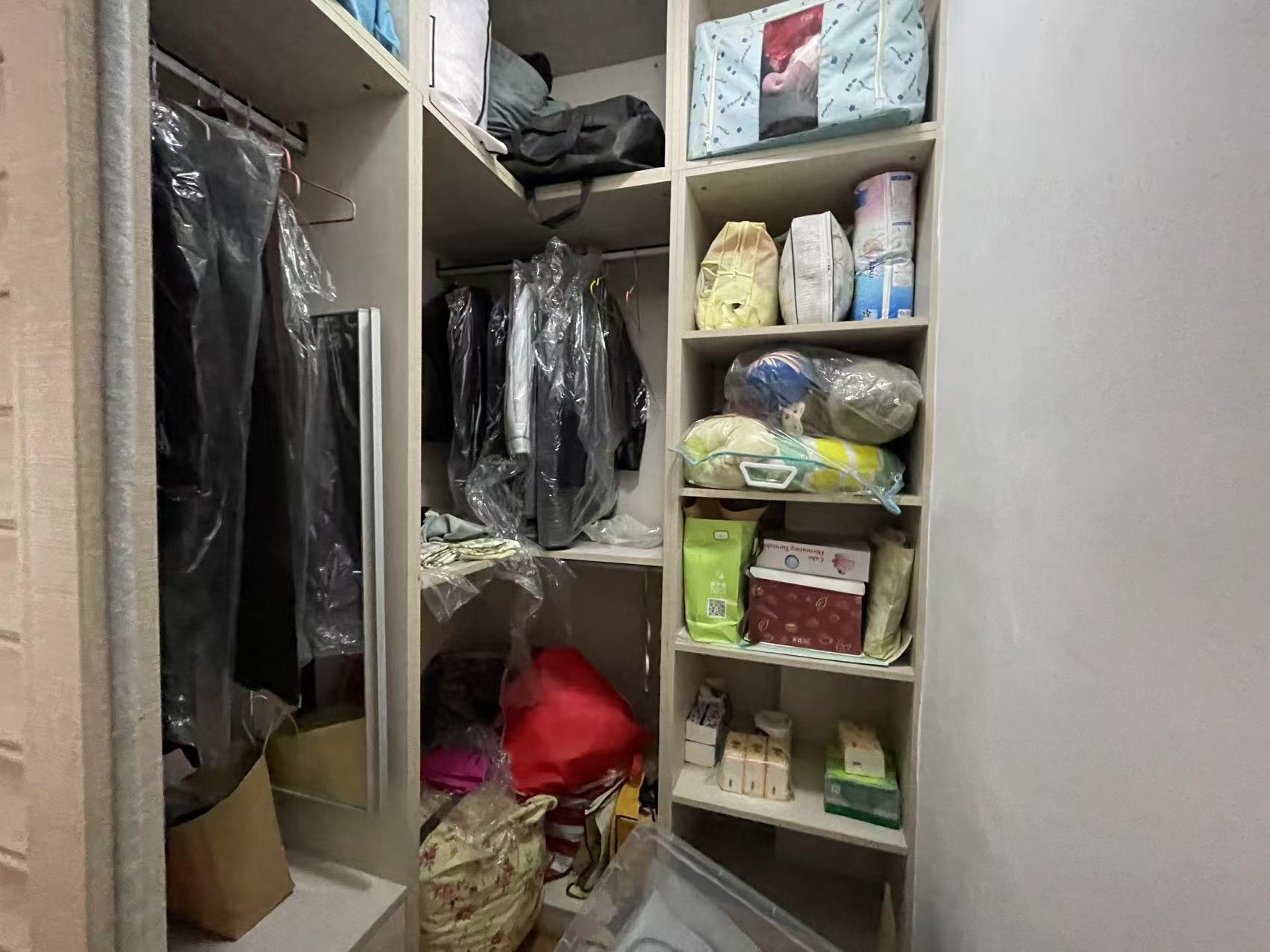 佳兆业金域天下二期 3室2厅2卫 55.0万 佳兆业金域天下二期 3室2厅2卫 55.0万室内图