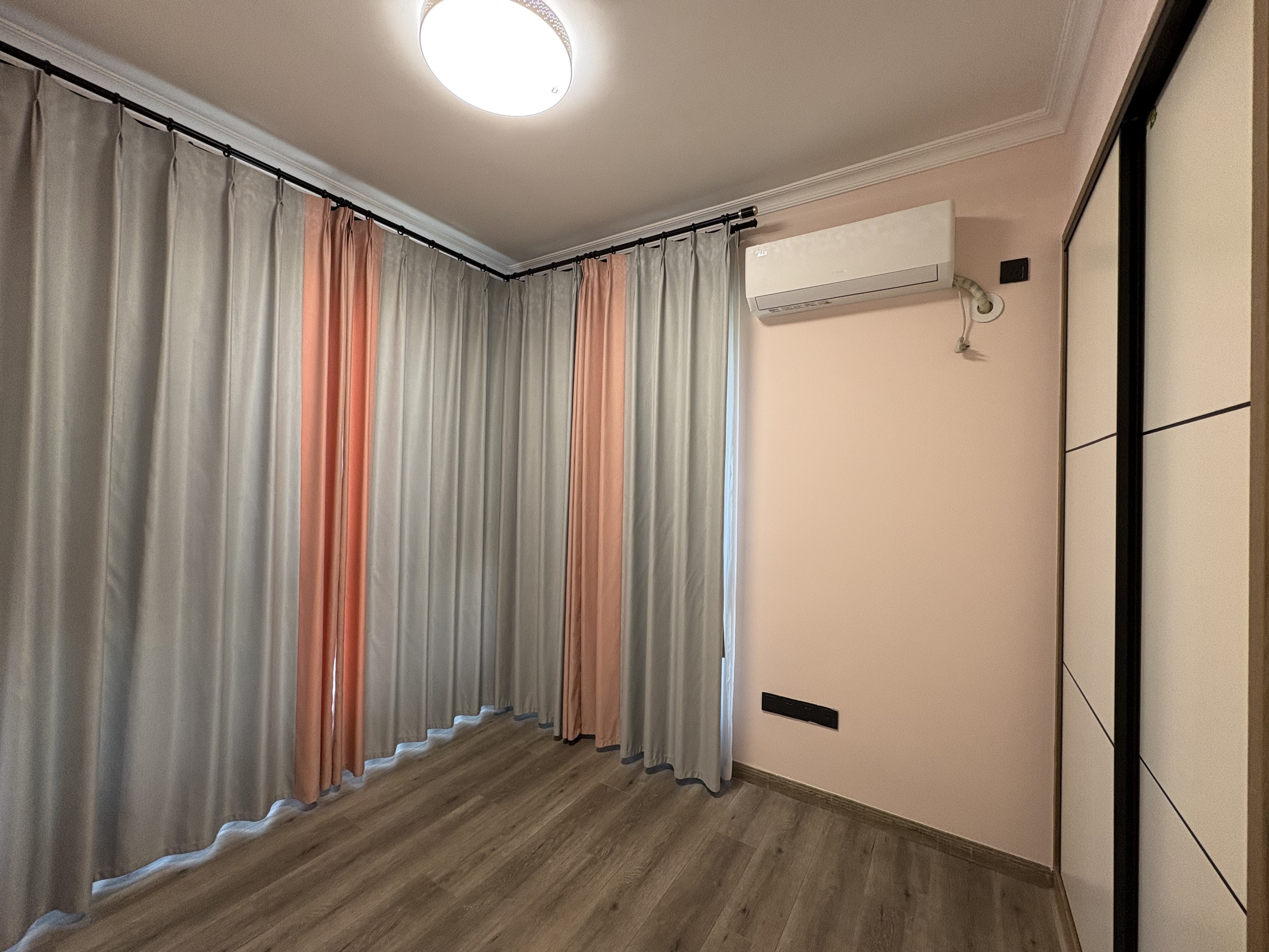 金轮津桥华府 3室2厅1卫 72.00万 金轮津桥华府 3室2厅1卫 72.00万室内图