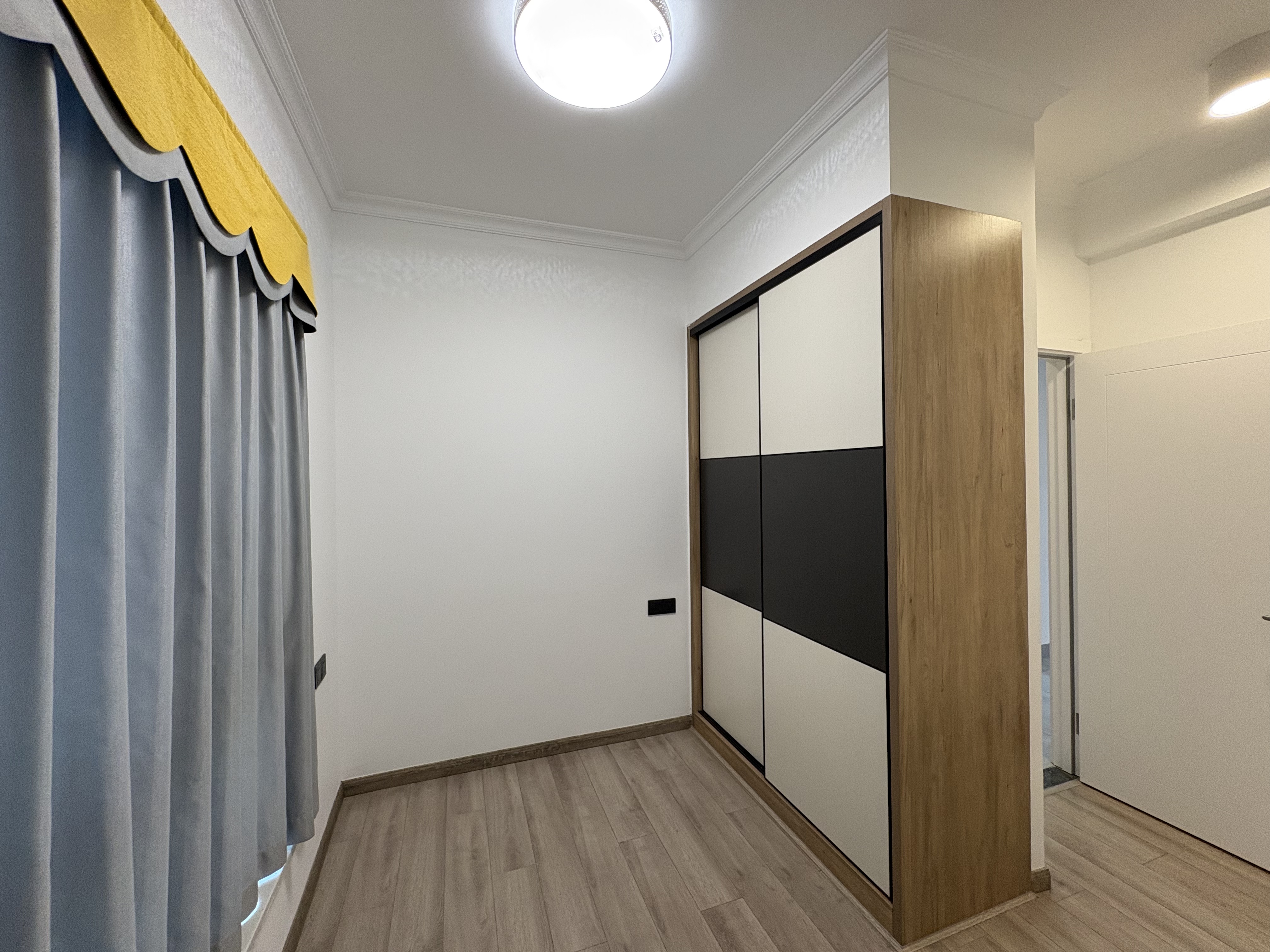 金轮津桥华府 3室2厅1卫 72.00万 金轮津桥华府 3室2厅1卫 72.00万室内图