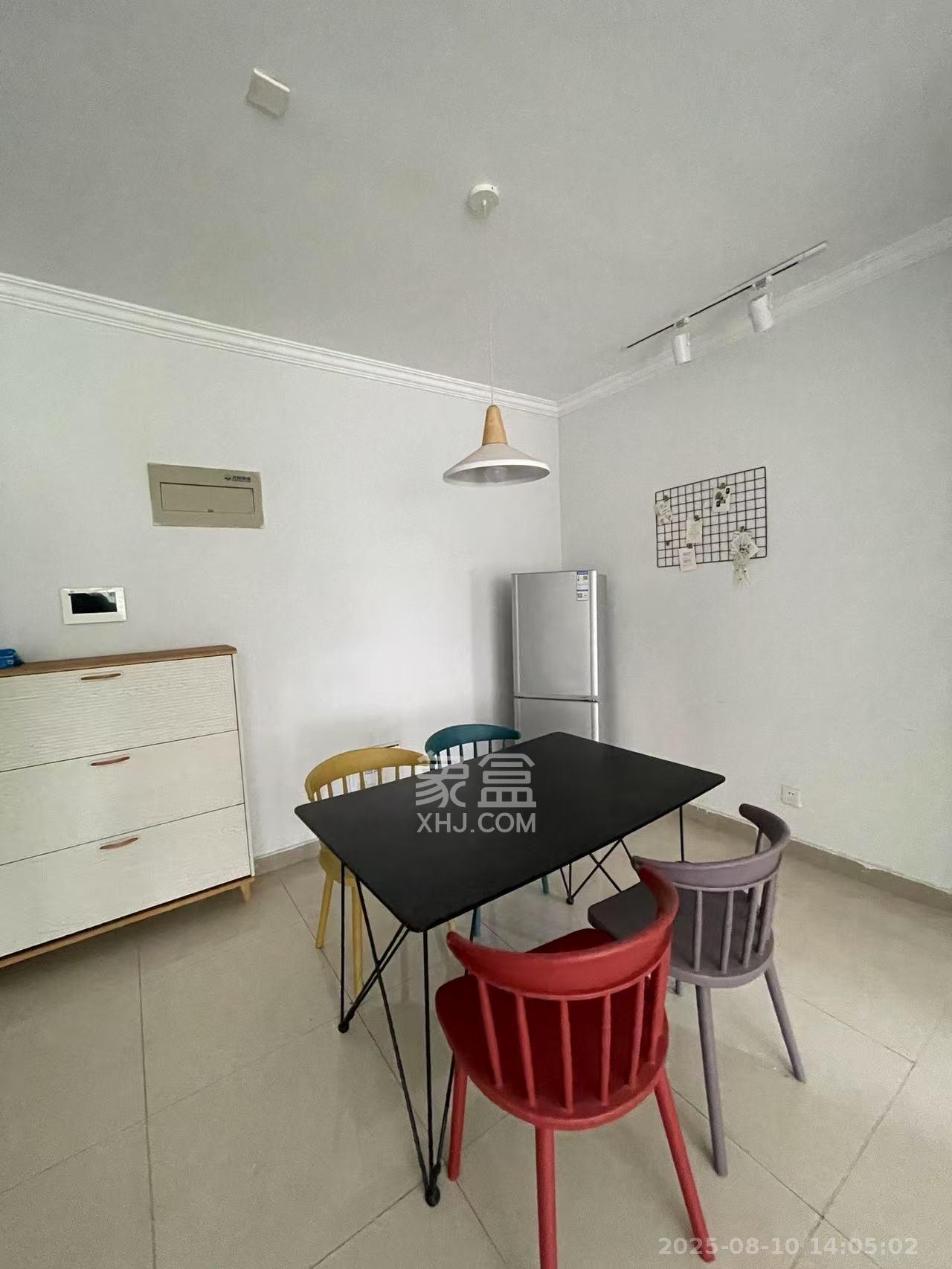 北辰三角洲E3区 3室2厅1卫 3500.0元/月 北辰三角洲E3区 3室2厅1卫 3500.0元/月室内图