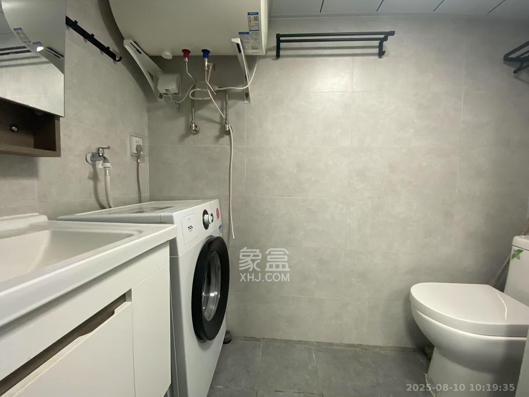 华润翡翠府 1室0厅0卫 1700.00元/月 华润翡翠府 1室0厅0卫 1700.00元/月室内图