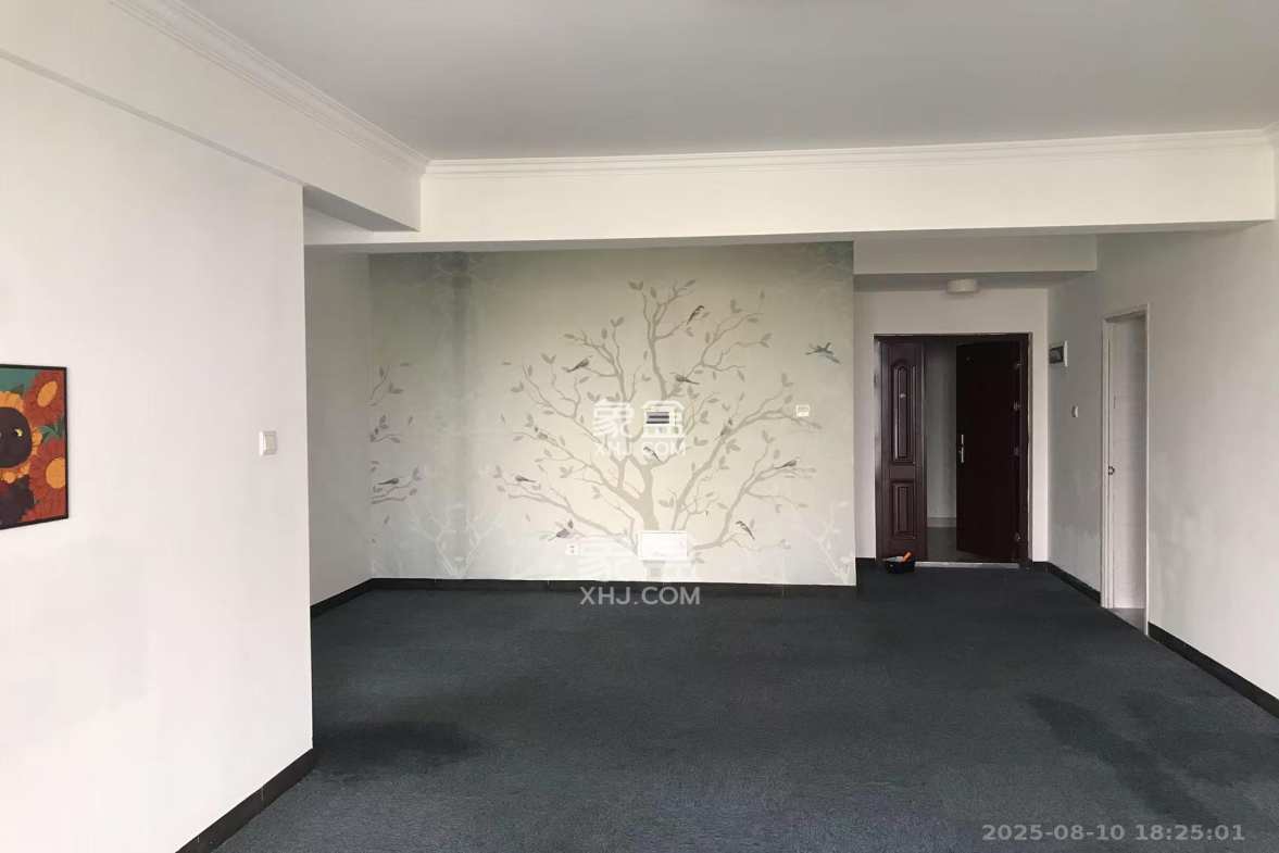 财富港湾(绿领大厦)  2室1厅1卫    2200.0元/月 财富港湾(绿领大厦)  2室1厅1卫    2200.0元/月室内图