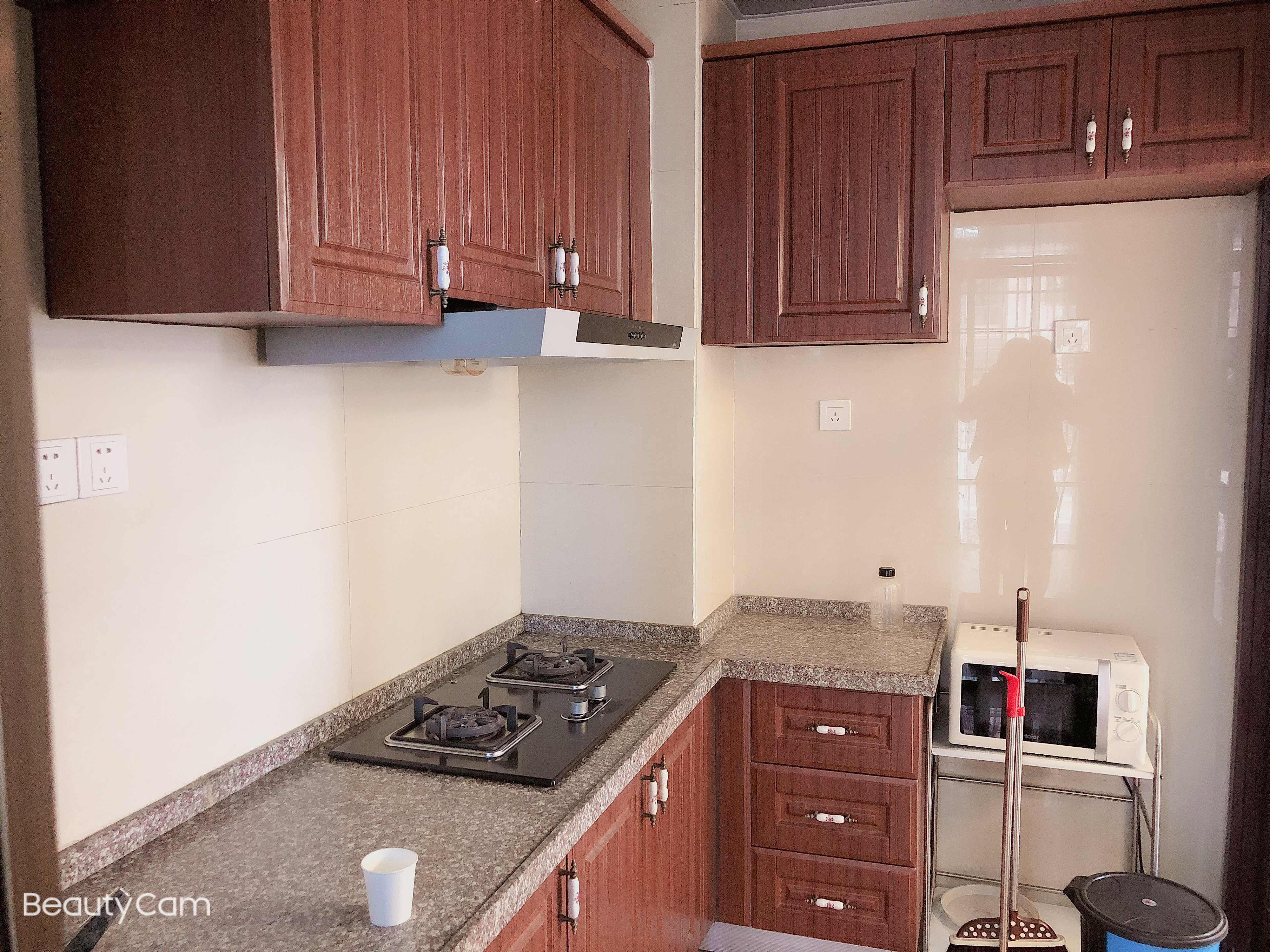 碧桂园 3室2厅1卫 1800.0元/月 碧桂园 3室2厅1卫 1800.0元/月室内图