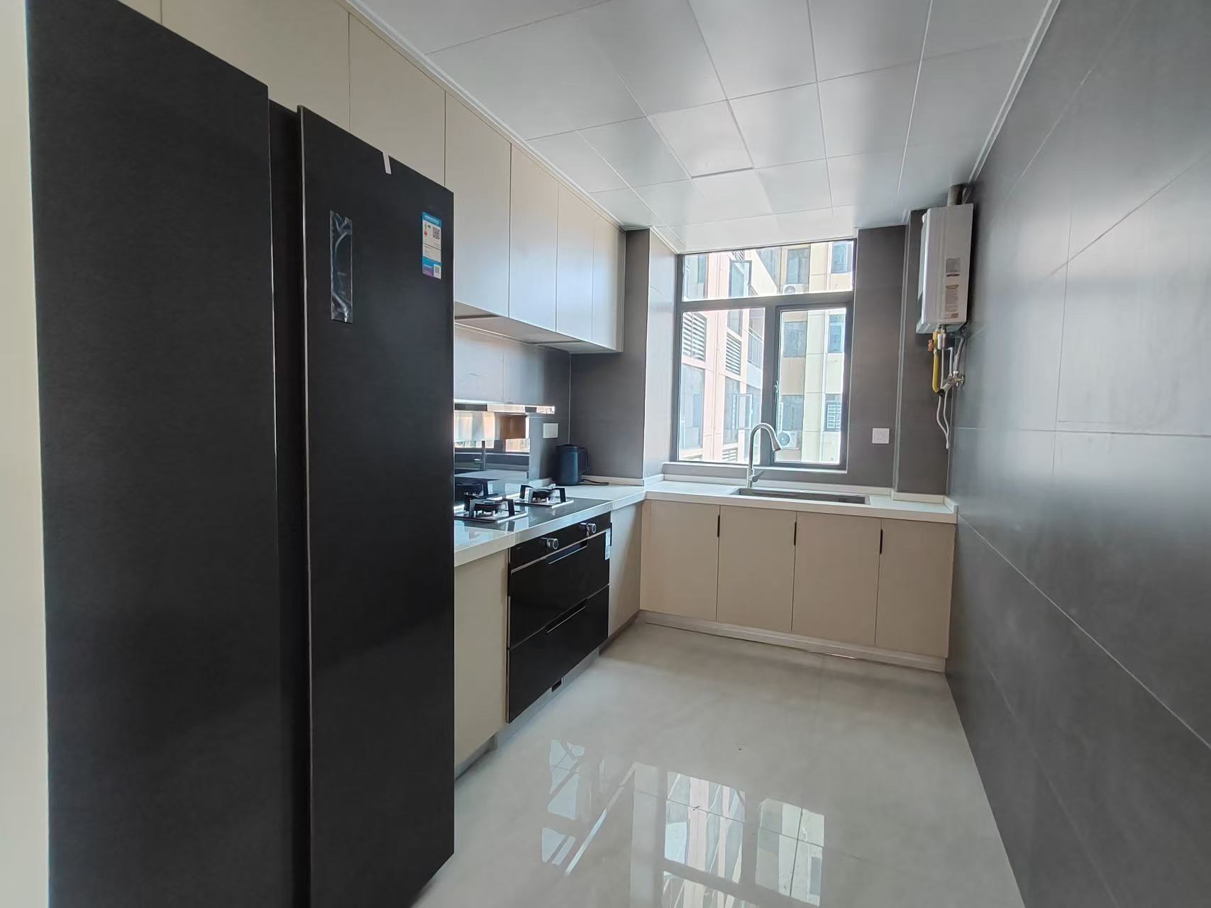 百弘学府城  1室0厅0卫    85.8万客厅