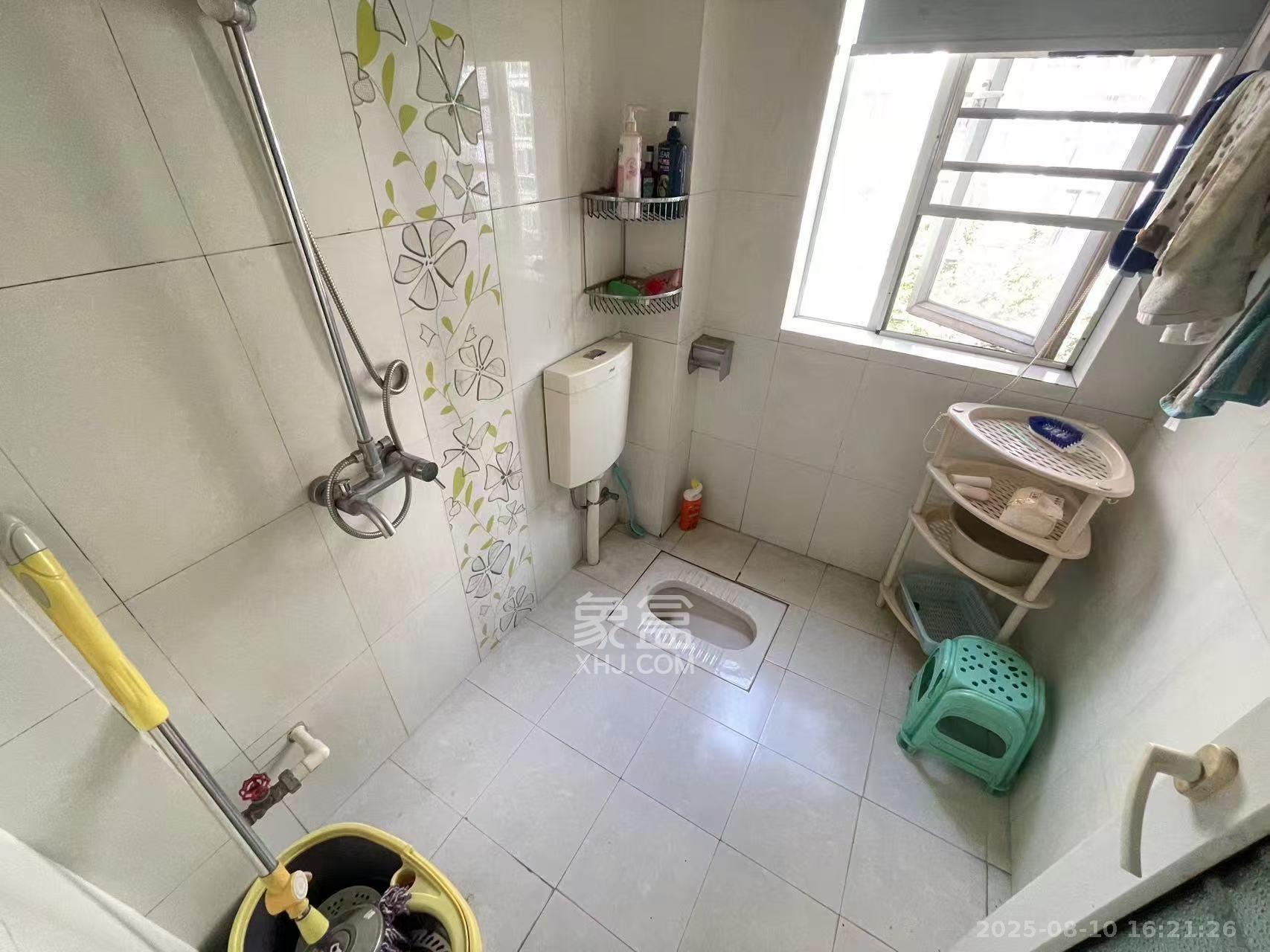 天鸿天府(天鸿中央大院) 3室2厅2卫 2800.0元/月 天鸿天府(天鸿中央大院) 3室2厅2卫 2800.0元/月室内图