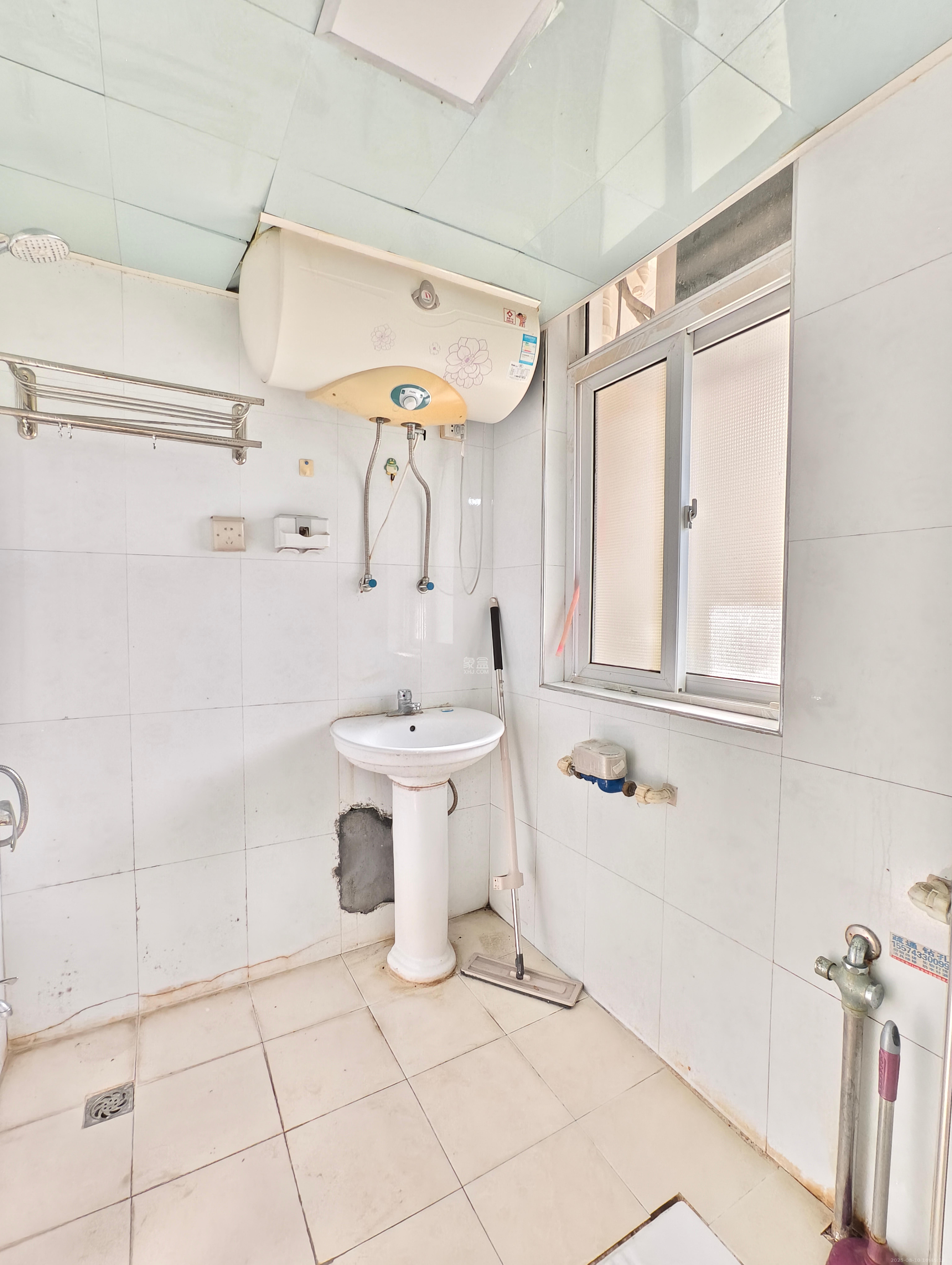 风华四季园  1室1厅1卫    1400.0元/月室内图