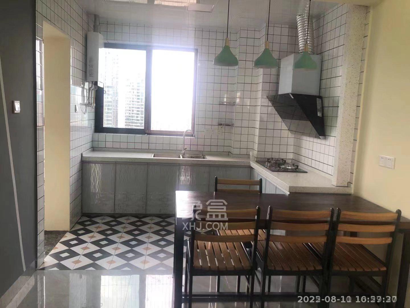 学府时代 1室1厅1卫 700.0元/月 学府时代 1室1厅1卫 700.0元/月室内图