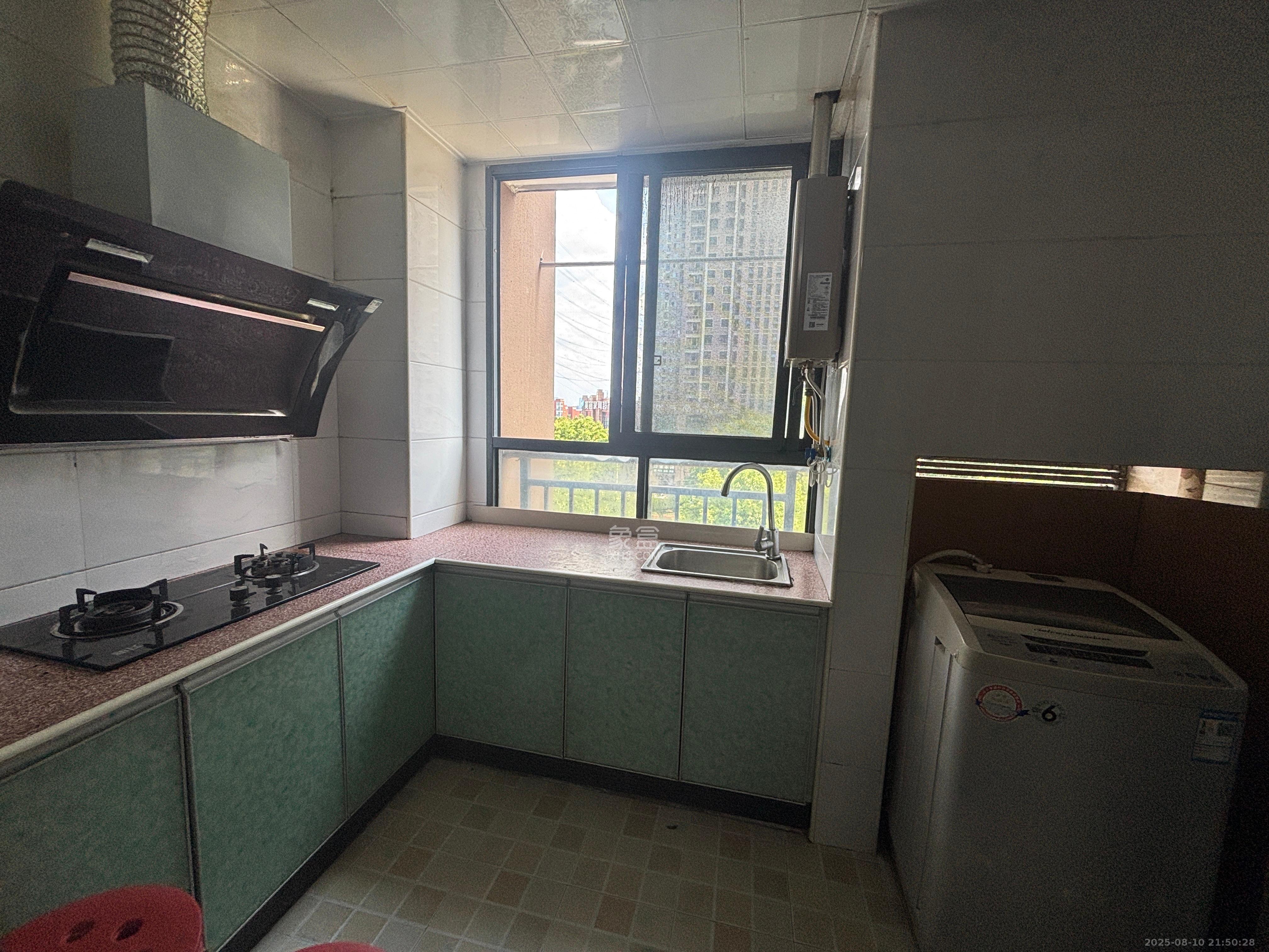 中欣楚天雅郡 2室2厅1卫 1500.0元/月 中欣楚天雅郡 2室2厅1卫 1500.0元/月室内图