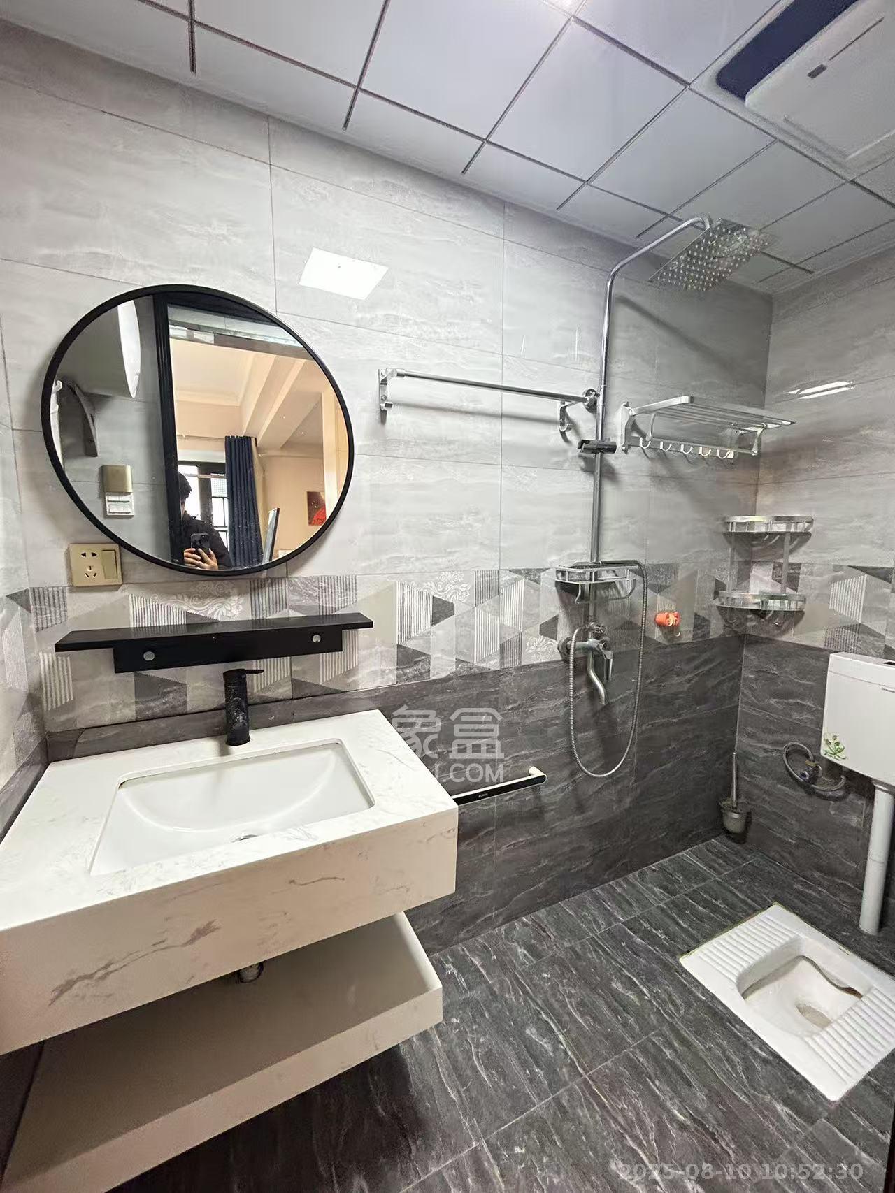 复地星光天地 2室1厅1卫 2500.0元/月 复地星光天地 2室1厅1卫 2500.0元/月室内图